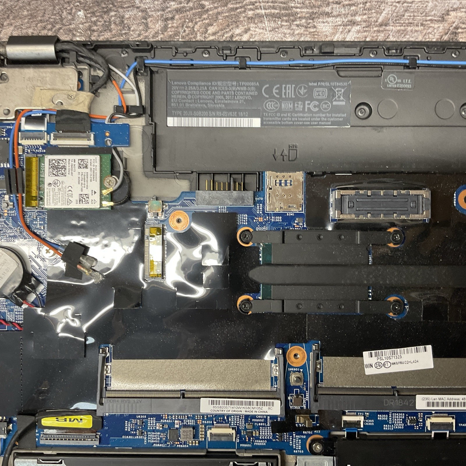 Lenovo T570 / i7 6th Gen / No RAM / No SSD / C10