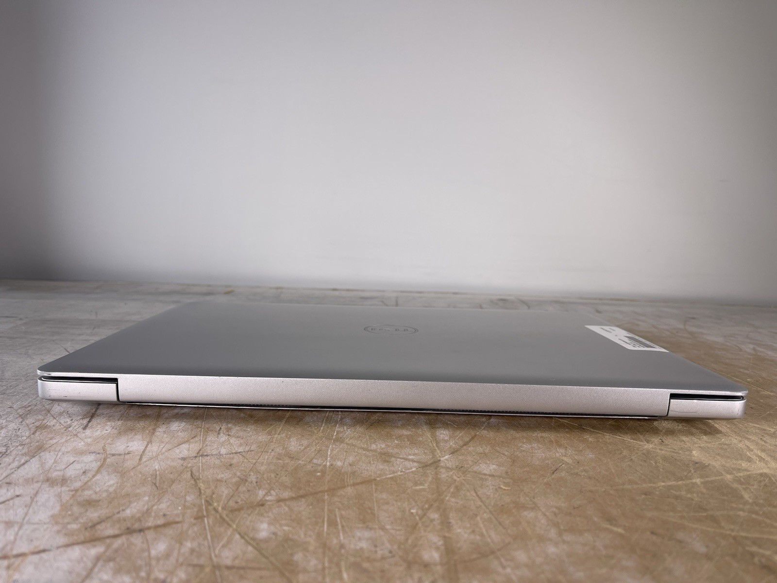 DELL INSPIRON 5570 i5-8250U @ 1.60GHz, 8GB RAM, NO HDD/OS