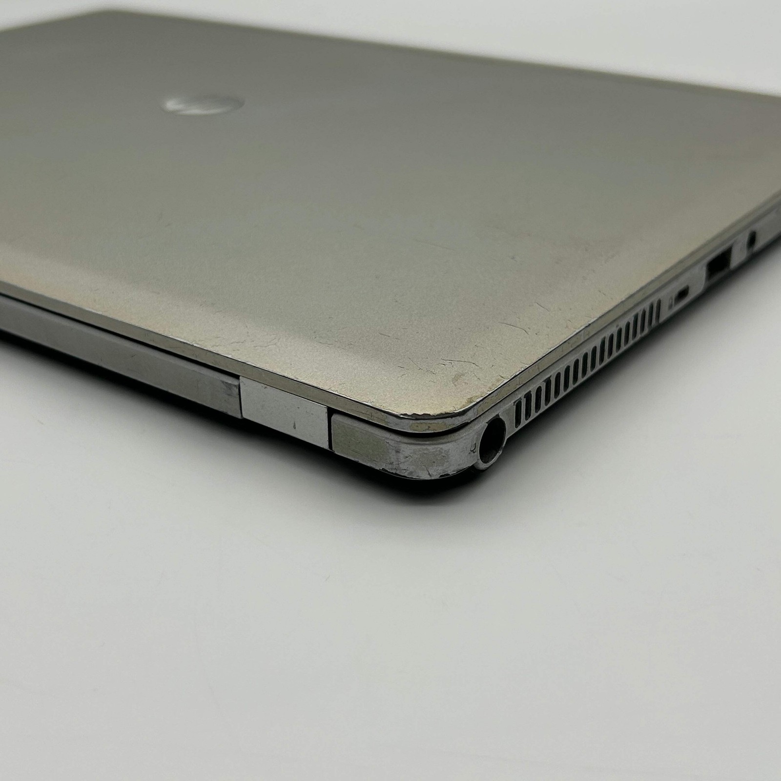 HP EliteBook Folio 9470m 14-inch |Core i5 1.8GHz| 4GB RAM| 256GB| Gray