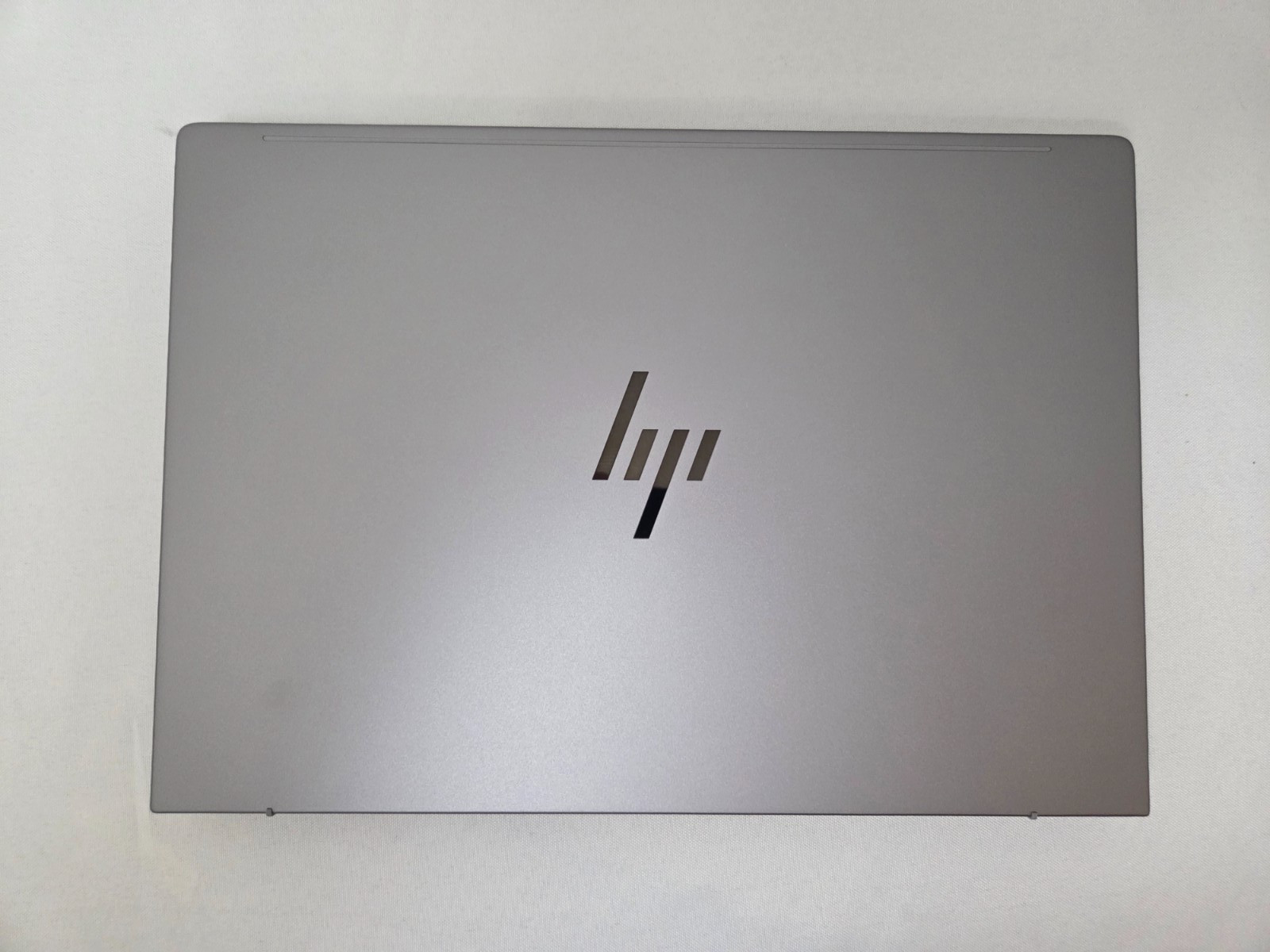 HP ZBook 8 G1i 14″ – Intel Core Ultra 7 255H, 32GB RAM, 512GB SSD, WARRANTY