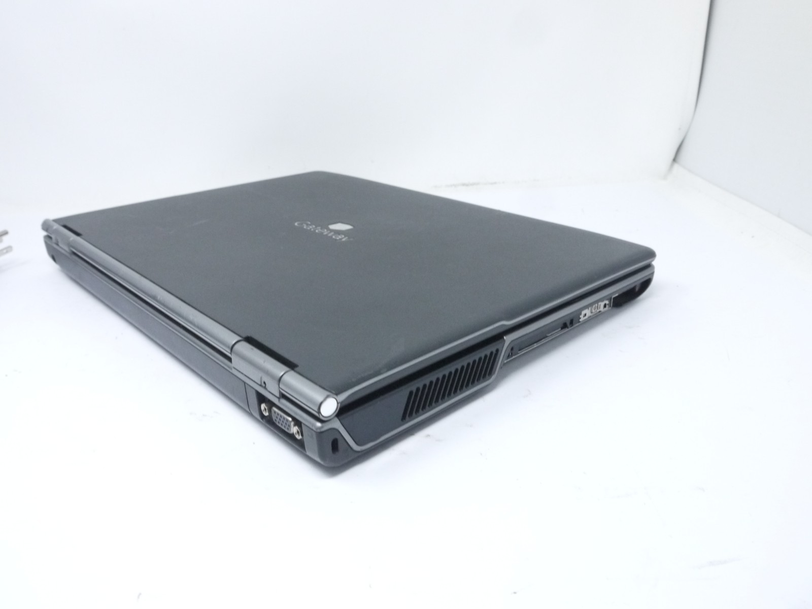 Gateway MA8 14.4″ Laptop – Pentium T2370 / 3GB / 160GB HDD / Win10 – Read Desc