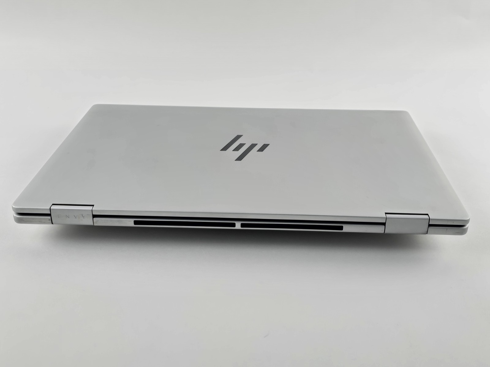 HP Envy x360 2-in-1 16″ Touch Ultra 5 125U 16GB 512GB SSD – Used