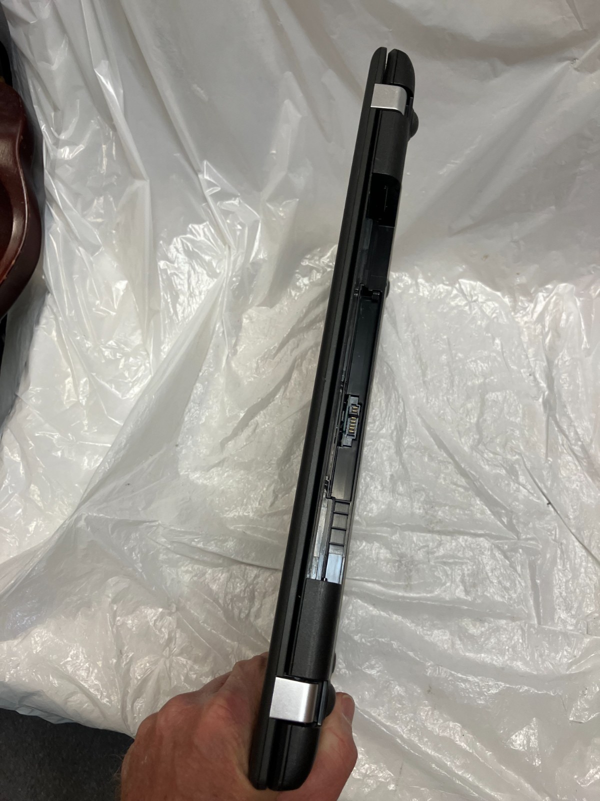 Lenovo ThinkPad E555 20DH002QUS 15.6″ AMD A6-7000 4GB RAM 500GB FOR PARTS