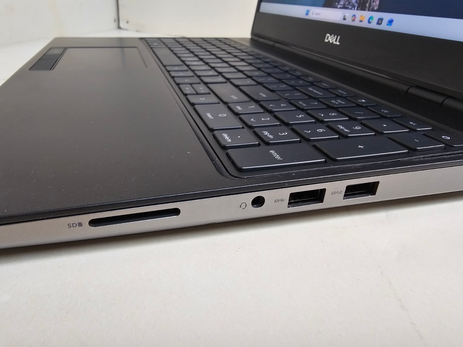 Dell Precision 7560 Laptop – 2.5 GHz i7-11850H 32GB 512GB Cam T1200 15.6″ – SP18
