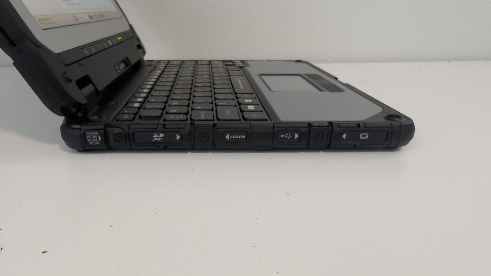 Panasonic Toughbook CF-20 Intel Core i5-7Y57 1.2GHz 8GB RAM 256GB SSD Win11 Pro