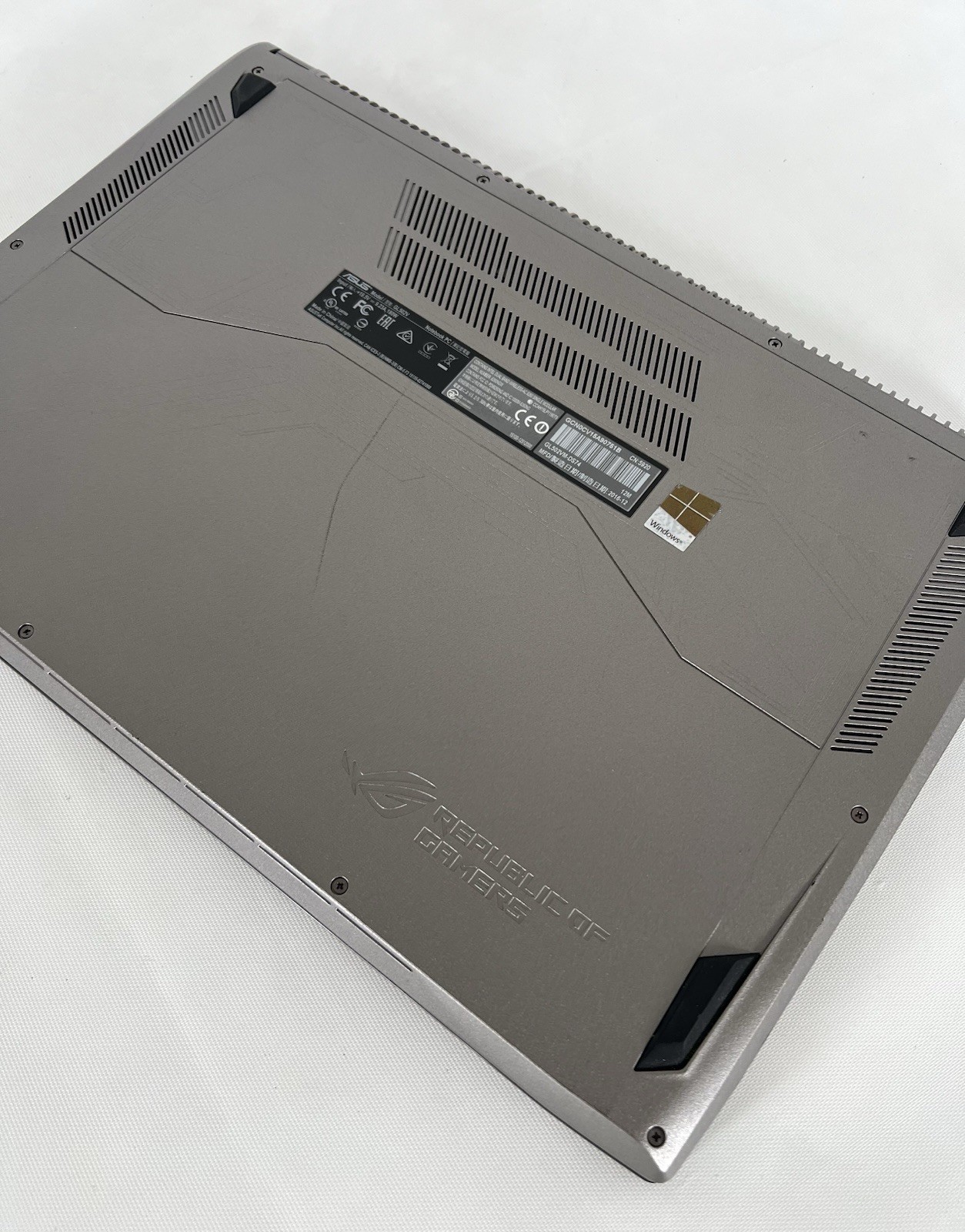 ASUS Strix GL502V – 15.6″ Gaming Laptop – i7-7700HQ 16GB RAM 1TB HDD 256GB SSD