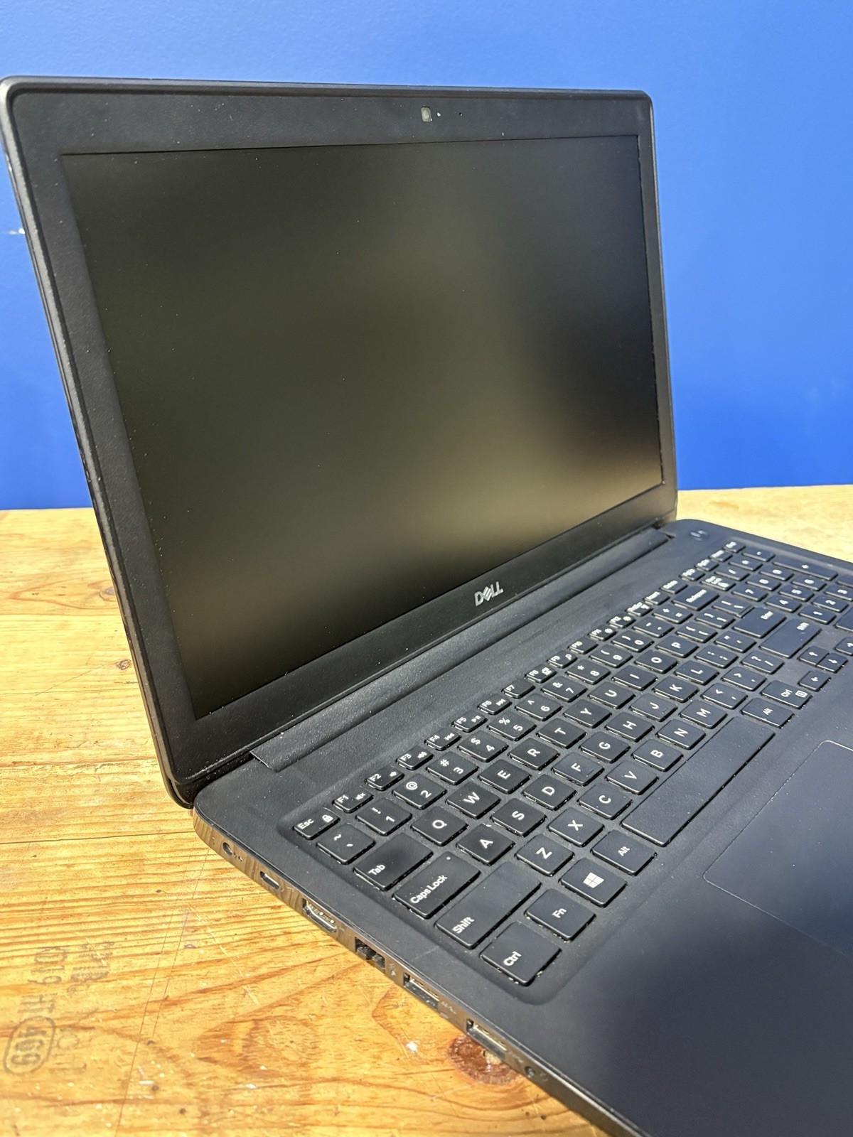 Dell Latitude 3500 15″ i5-8265U 8GB RAM 256GB SSD | No Charger | No OS