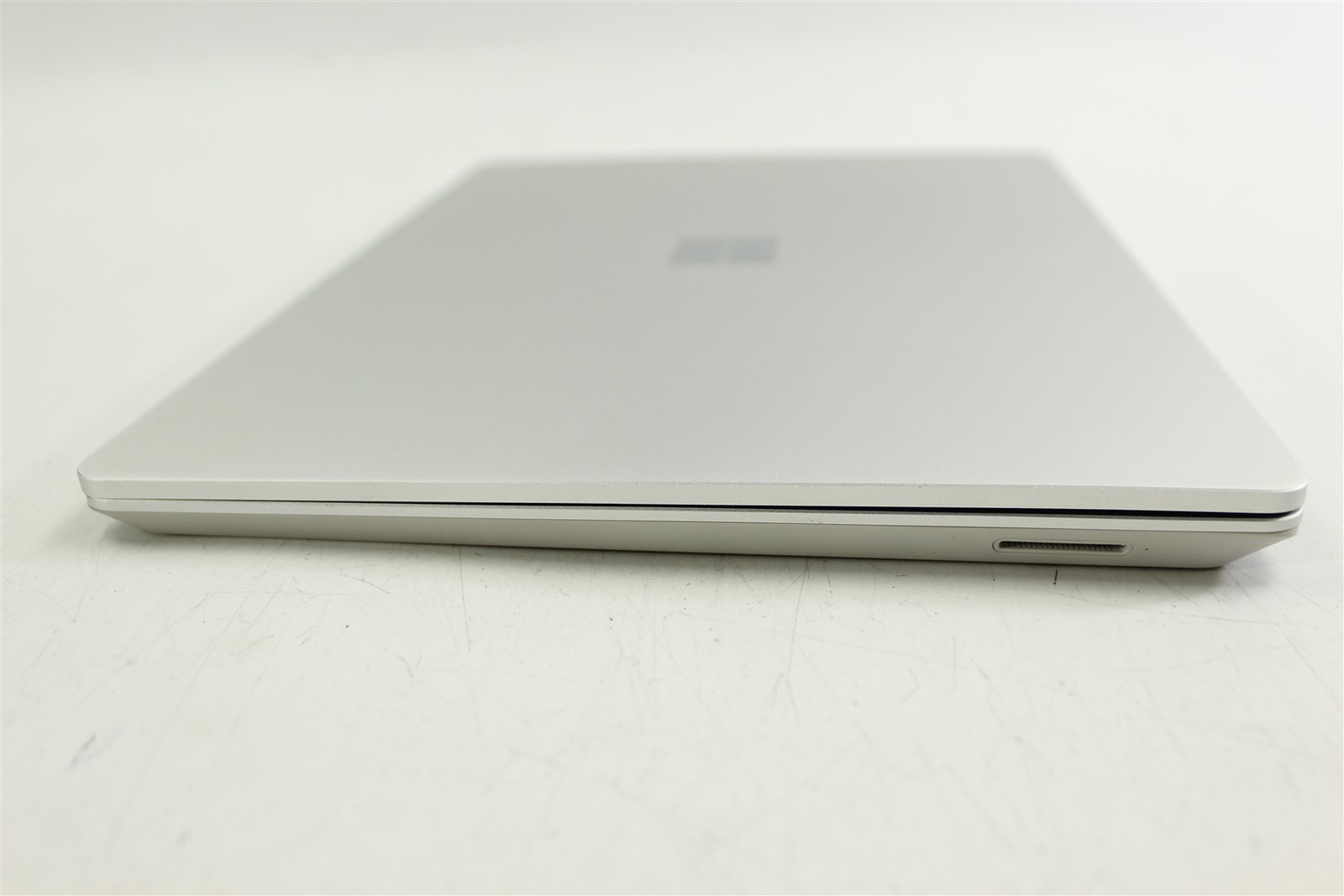 Microsoft Surface Laptop Go 2 2013 12.4″ i5-1135G7 256GB SSD 16GB RAM W11H