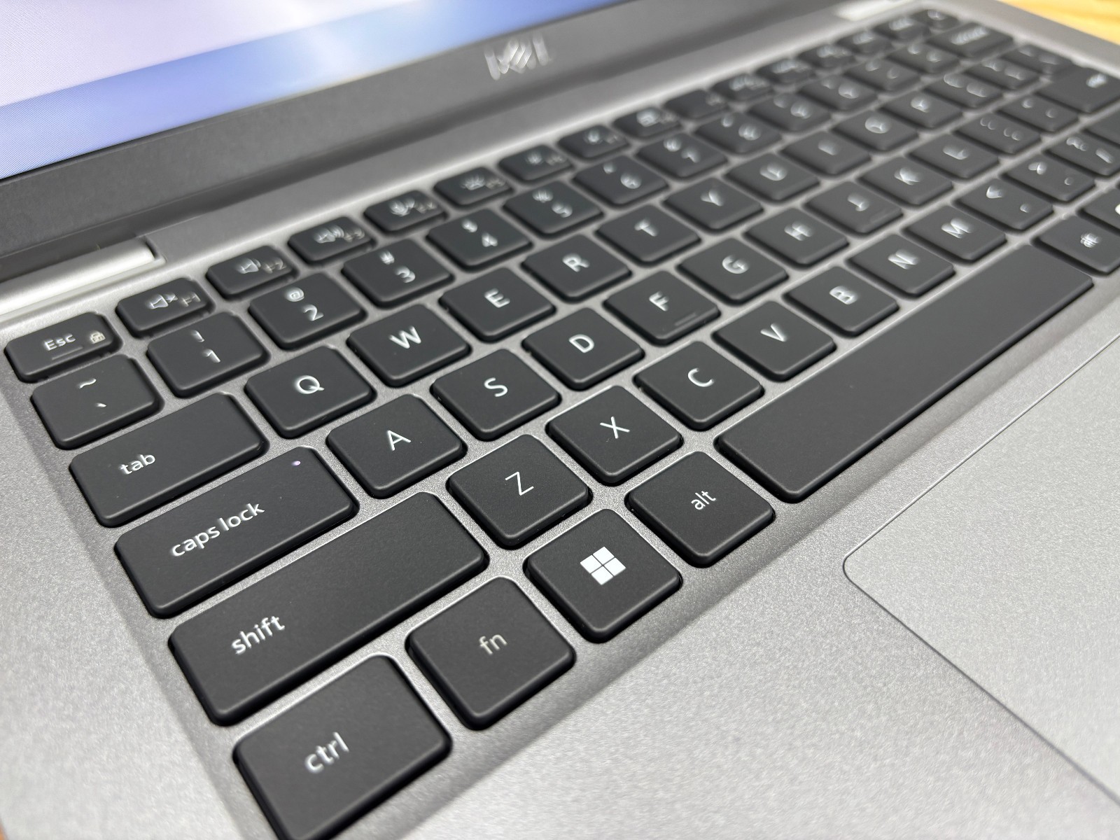 Dell Latitude 5350 Core Ultra 7 165U 16GB 512GB SSD 13.3″ FHD Win11 Pro Warranty