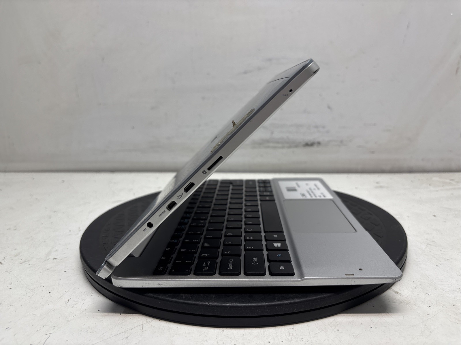 Acer Aspire Switch 11 Intel Atom Z3735F 1.33GHz 2 GB NO HDD No Batt