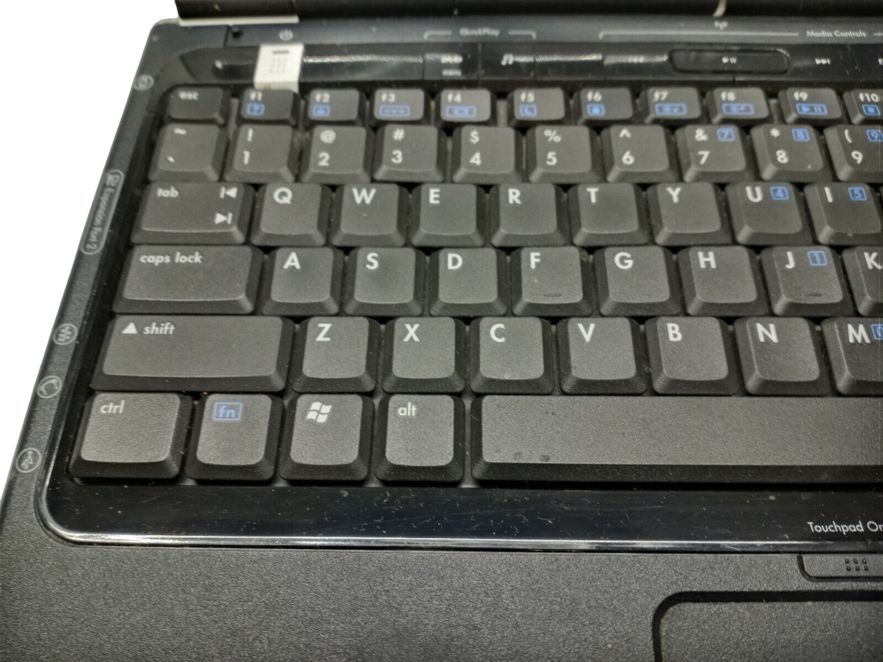 HP Pavilion dv1000 Laptop No Ram/HDD/Ram Cover/Screen FOR PARTS