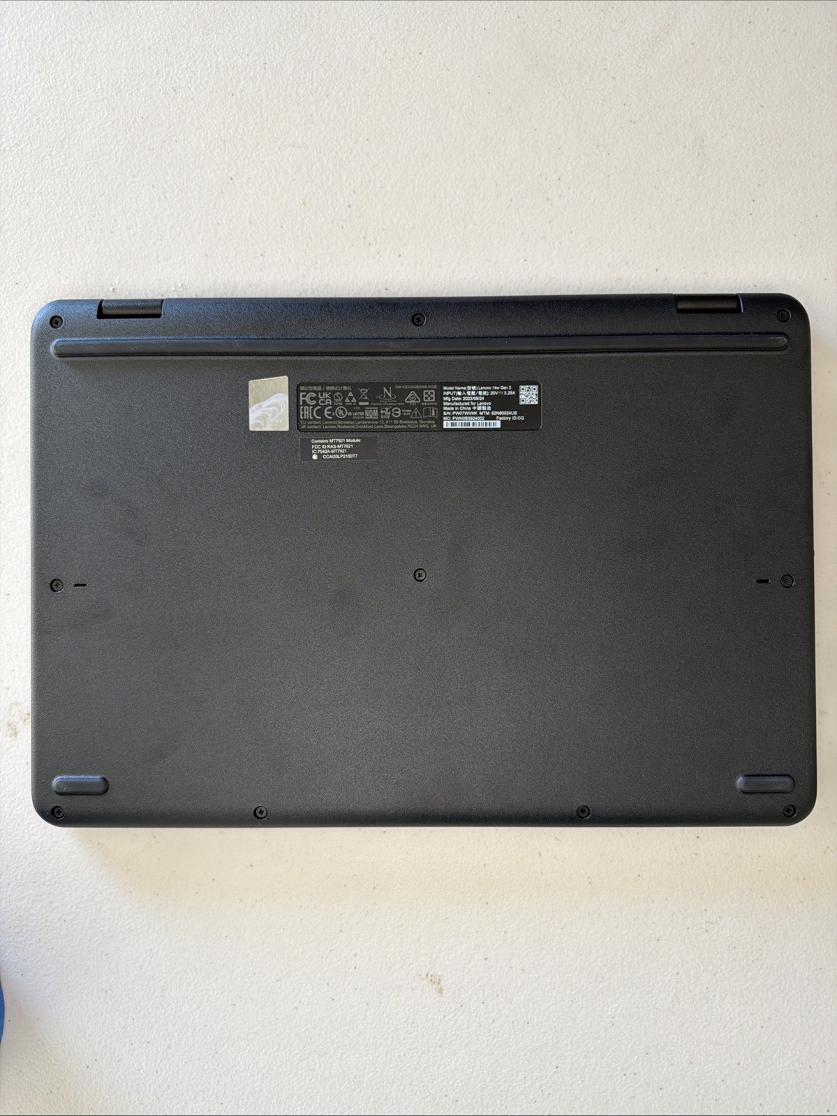 Lenovo 14w Gen 2 14″ Laptop AMD 3015e 4GB 128GB Win 11 Pro Open Box