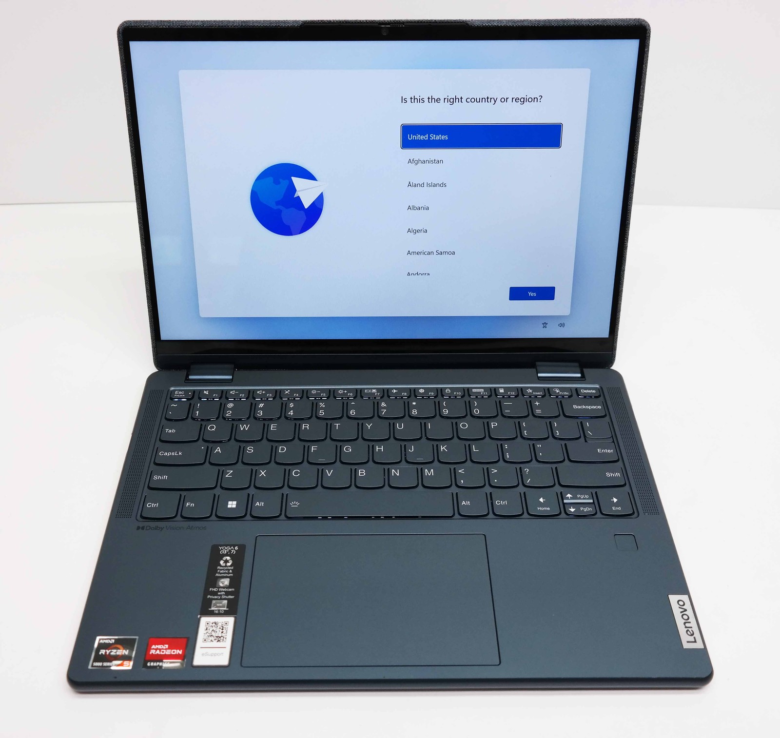 Lenovo Yoga 6 13.3″ AMD Ryzen 5 5500U 8GB 256GB