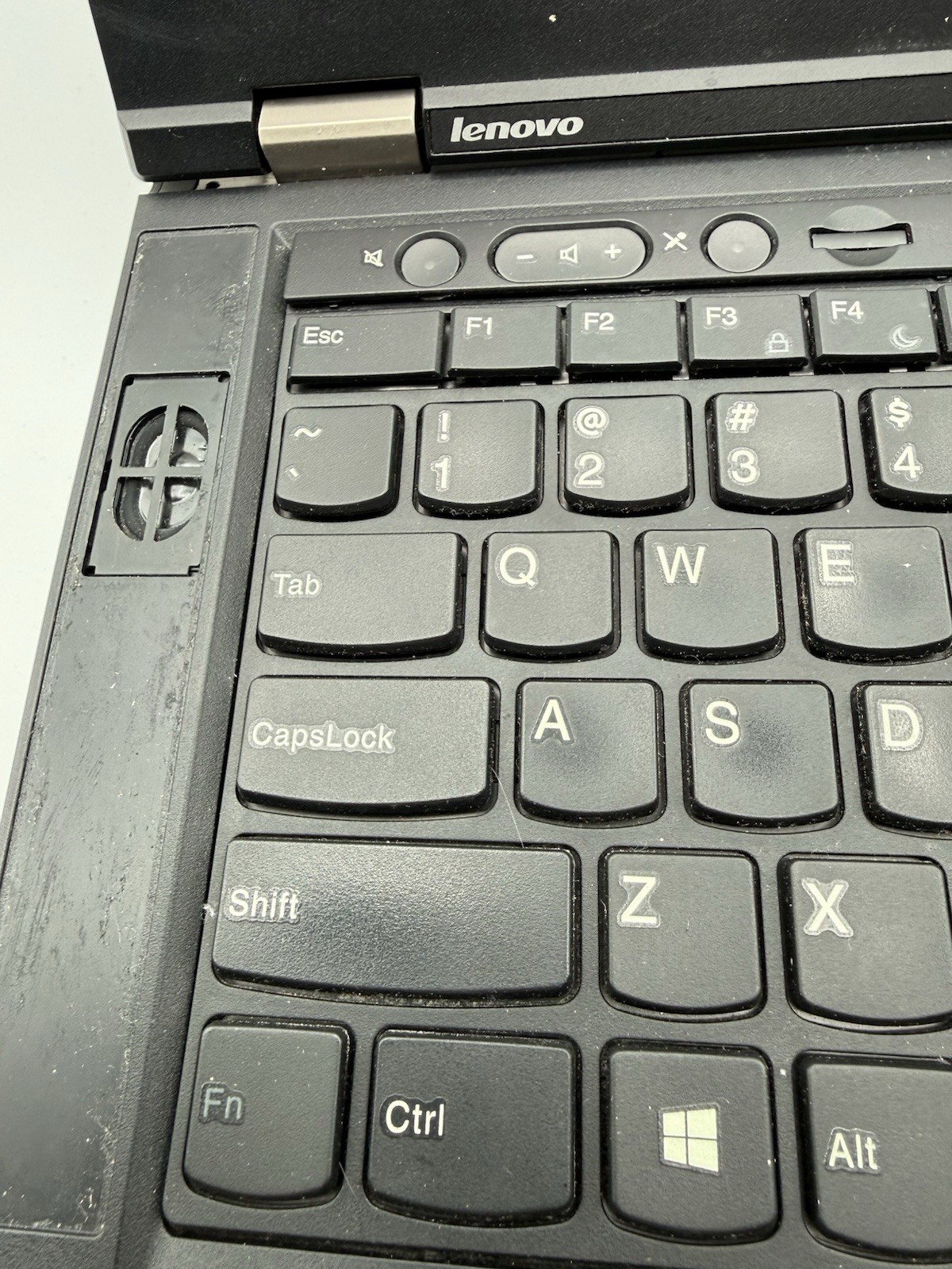 Lenovo ThinkPad T430s 14″ Core i5-3320 2.6GHz NON WORKING NO CORD PARTS