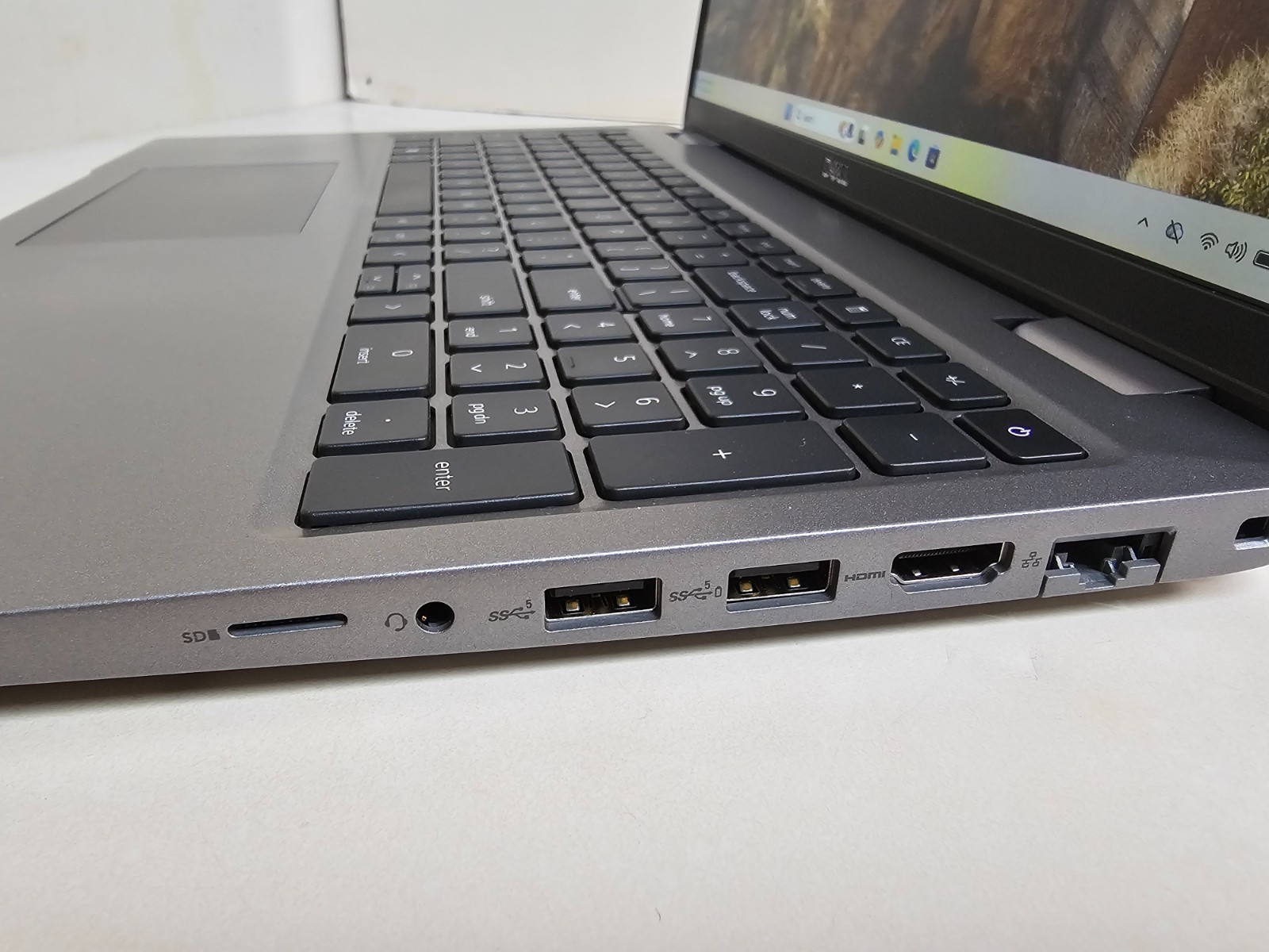 Dell Precision 3580 Laptop – i5-1335U 16GB 256GB SSD Webcam 15.6″ – Wty 1/27