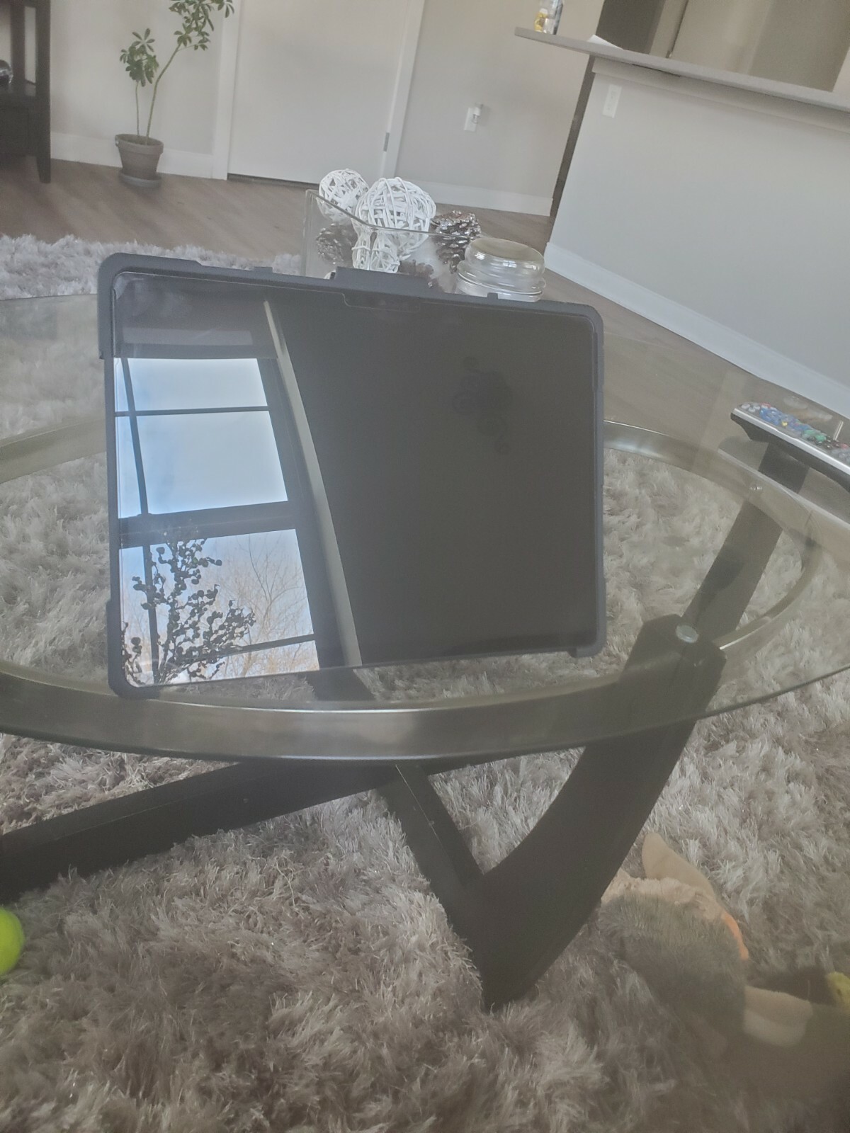 Microsoft Surface Pro X 13″ (256GB SSD, Microsoft SQ1, 3.00 GHz, 16 GB)…