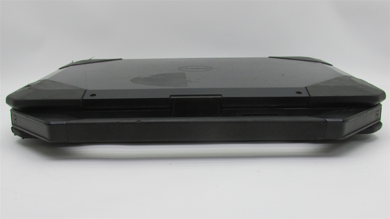 Dell Latitude 5414 i5-6300U 2.4GHz 8GB RAM 250GB m.2 14″ Windows 10 Pro COSM DMG