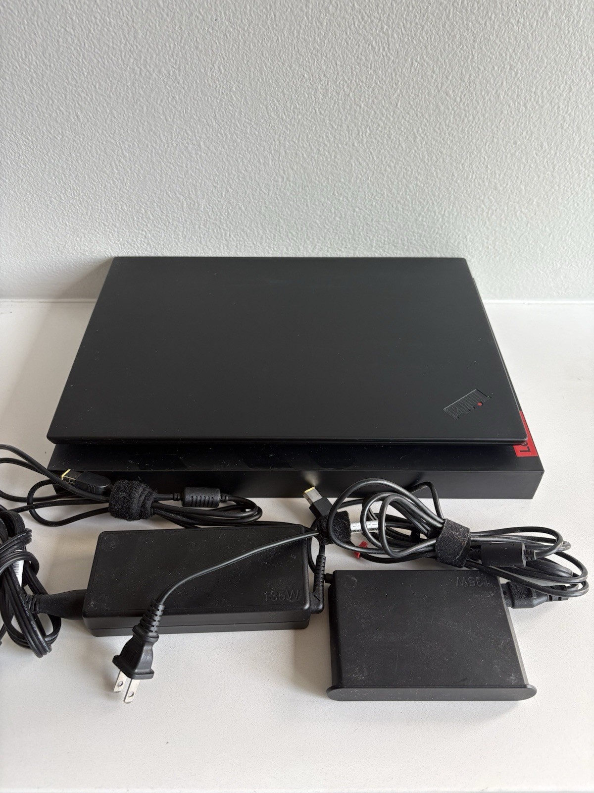 Lenovo ThinkPad P1 Gen 2 15.6″ Intel Core i7-9850H 2.60 GHz 32GB RAM 512GB Black