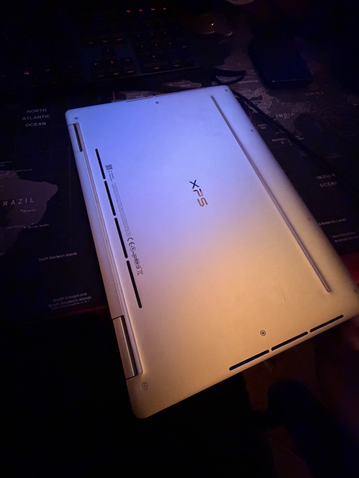 Dell XPS 13 7390 2-in-1 13″ i7-1065G7 32GB 954GB SSD Silver W11