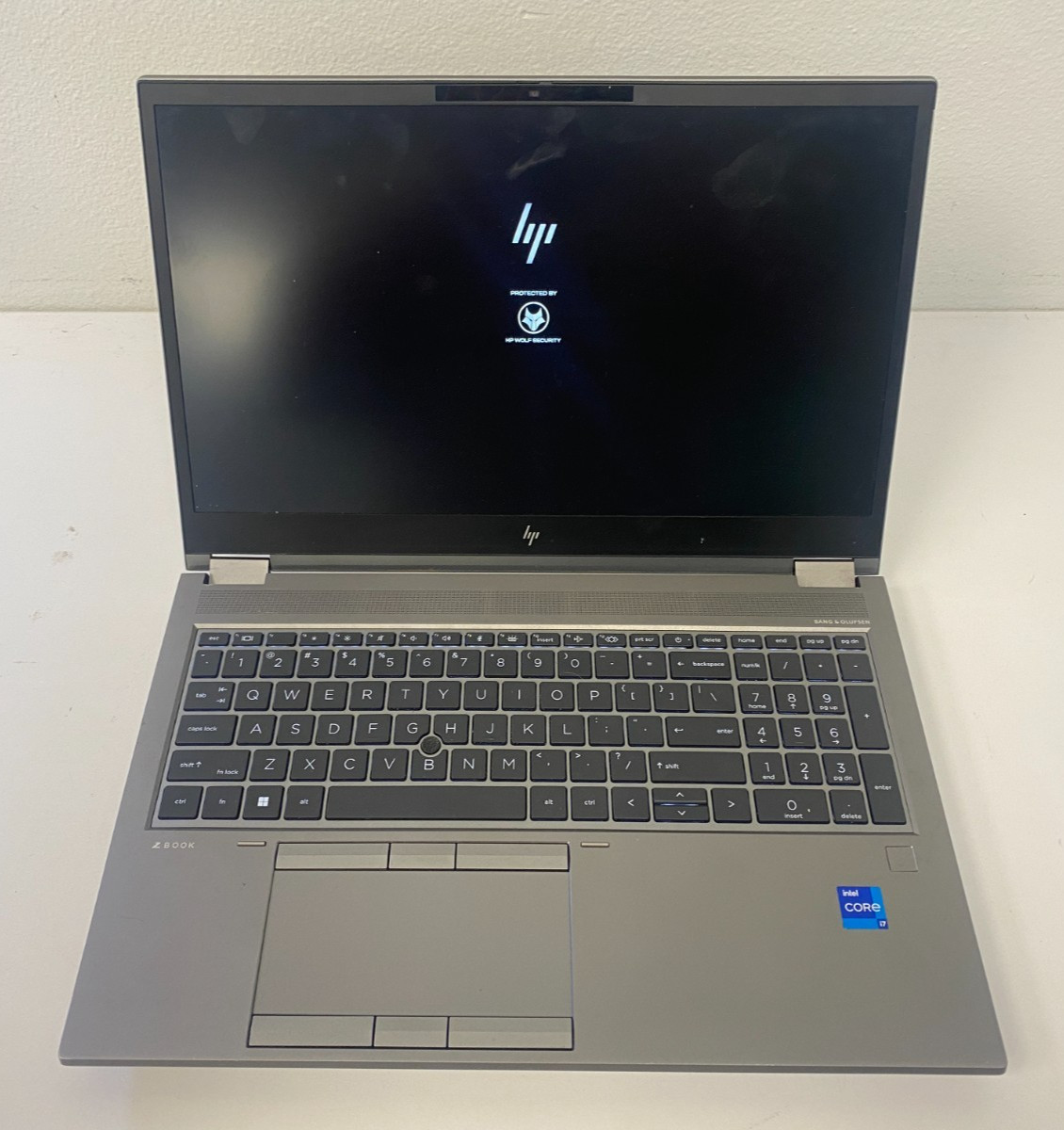 HP ZBook Fury G8 i7-11800H 24GB RTX A3000 W/HP G5 Dock & AC NO SSD/OS *NEW BATT*