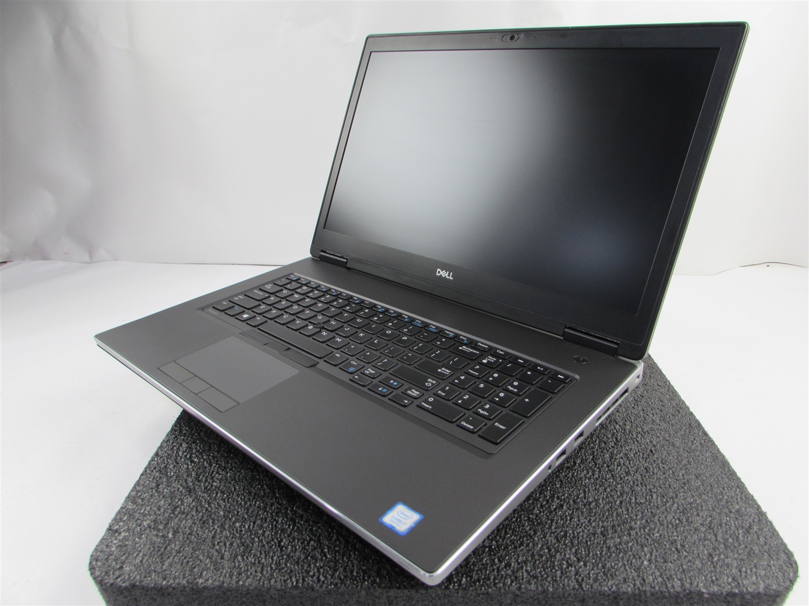 DELL PRECISION 7740 17.3″ I7-9750H NO SSD 64GB RAM NVIDIA RTX 4000 NO O.S/BATT