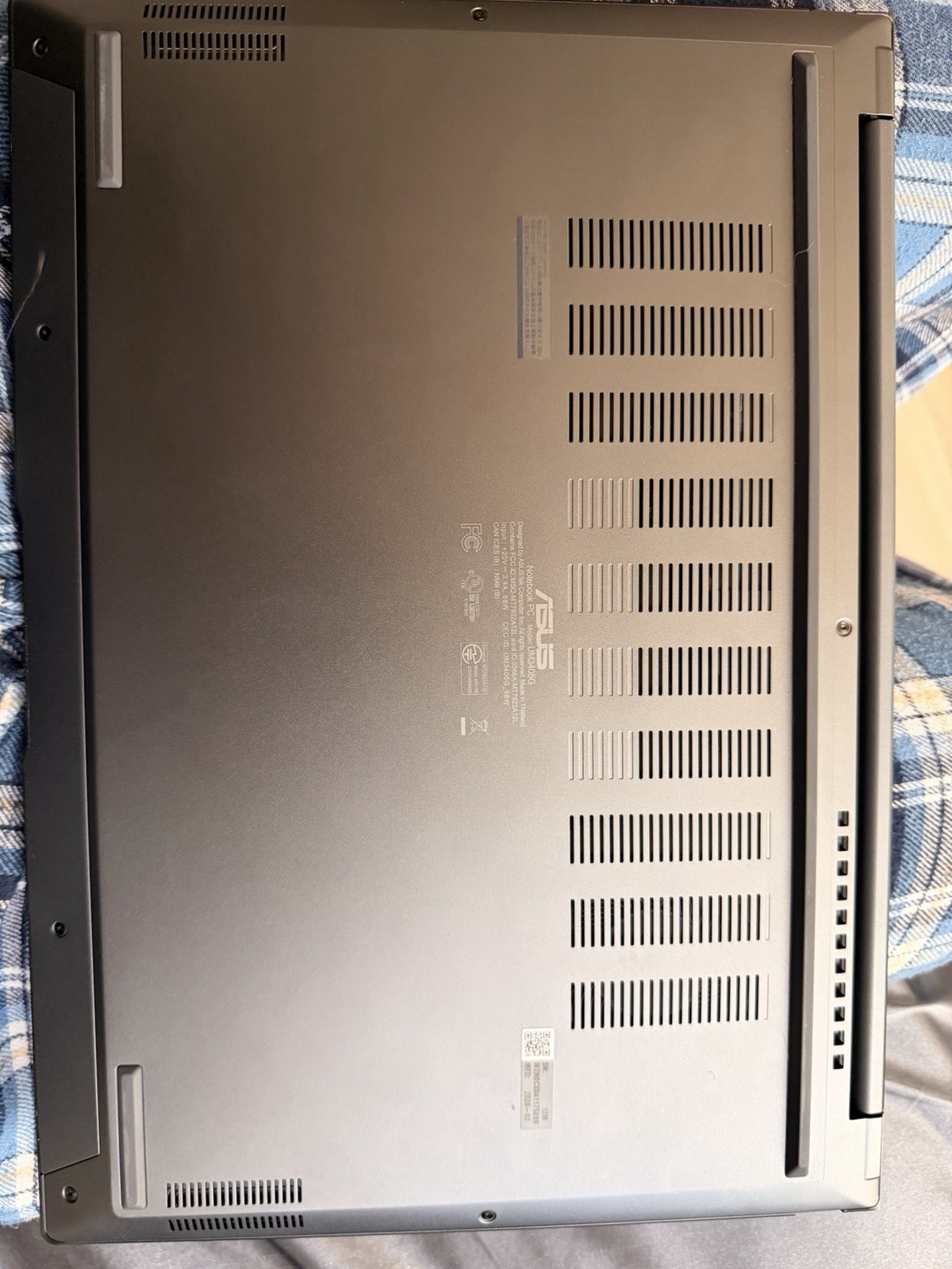 ASUS Zenbook 14 UM3405GA 14″ Touch Ryzen AI 9 465 16GB 512GB SSD Gray