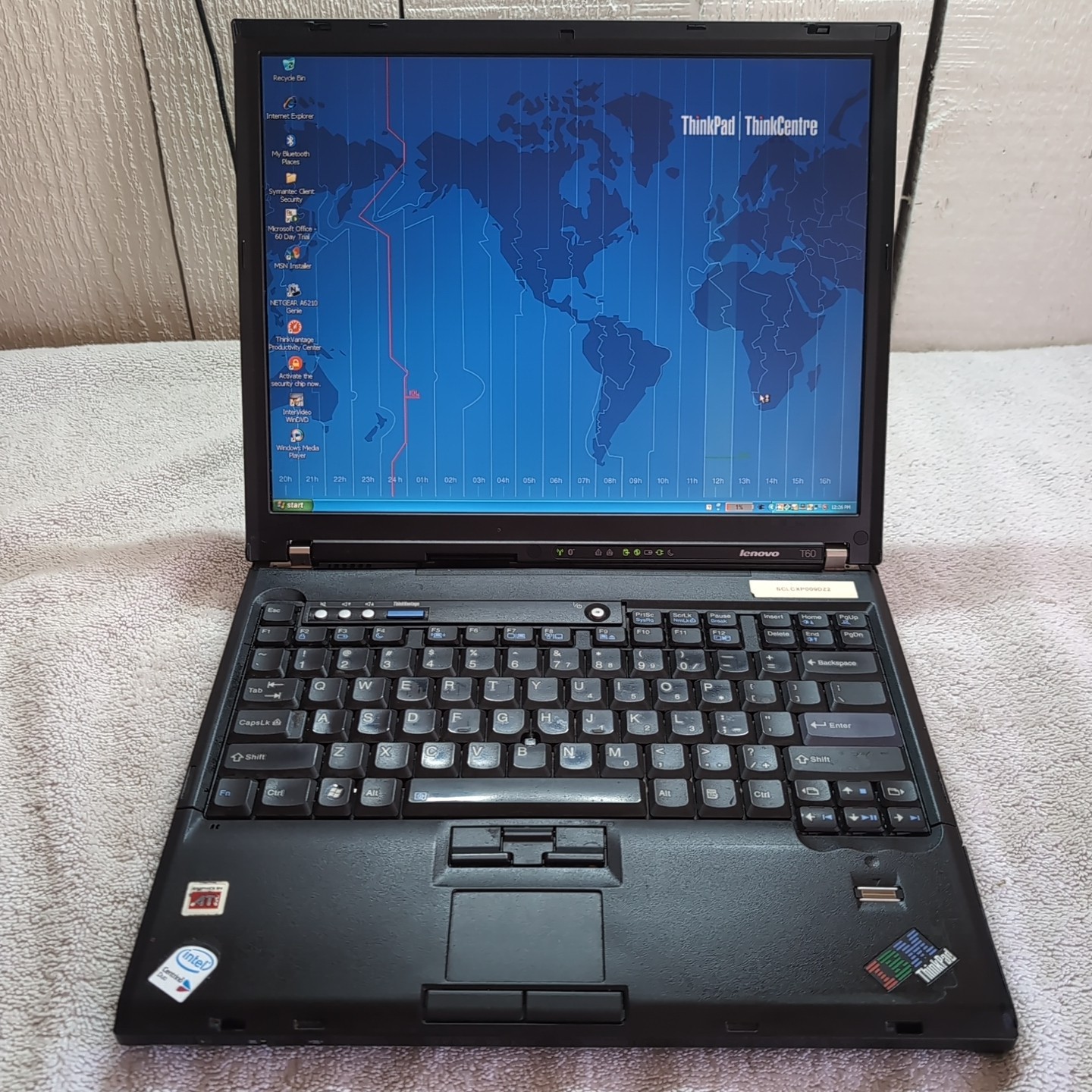 TESTED IBM Thinkpad T60 Laptop Intel 2 Ghz Centrino Duo 2GB RAM Windows XP