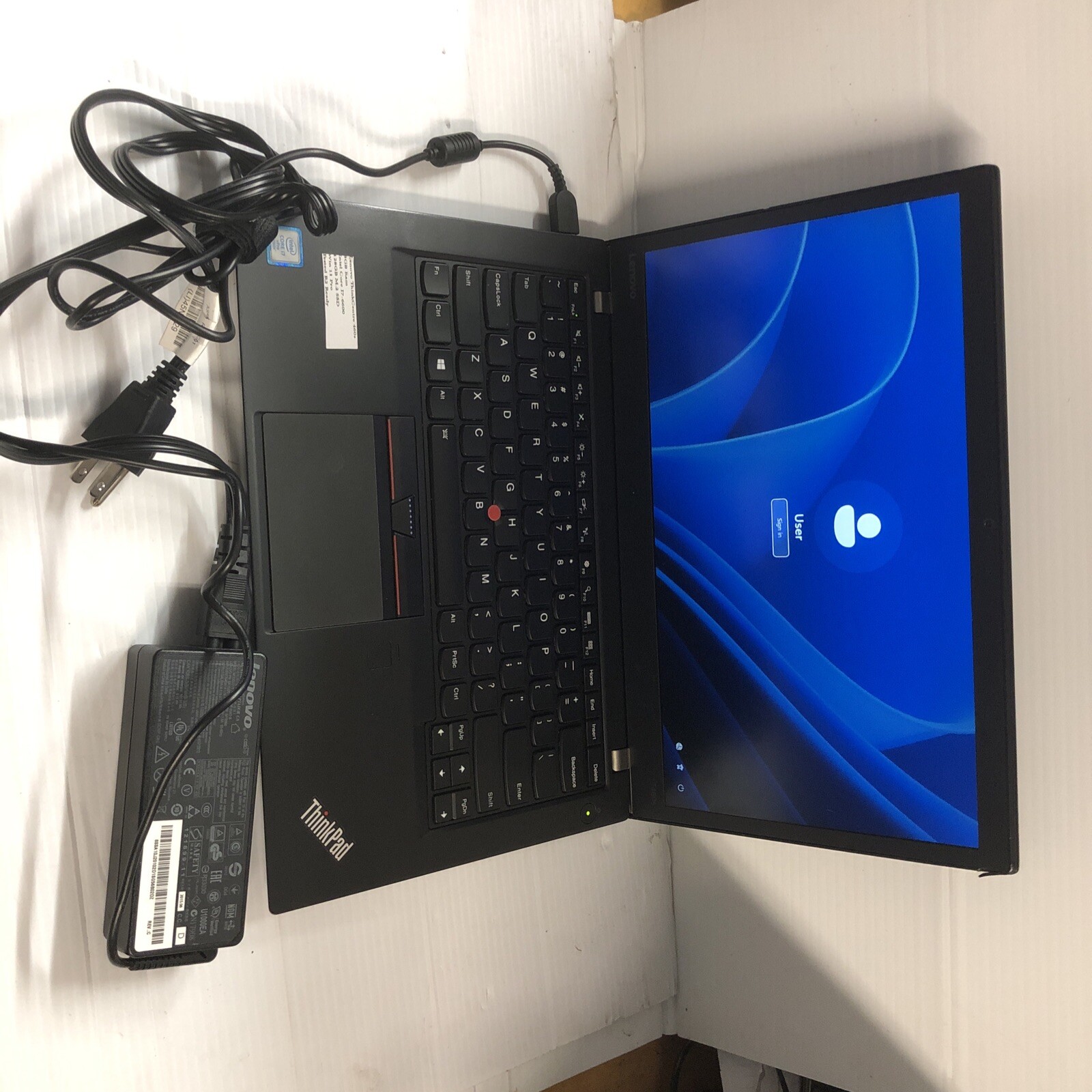 Lenovo ThinkPad T460s 14″ Laptop Computer Core i7 8GB RAM 128GB SSD Windows 11