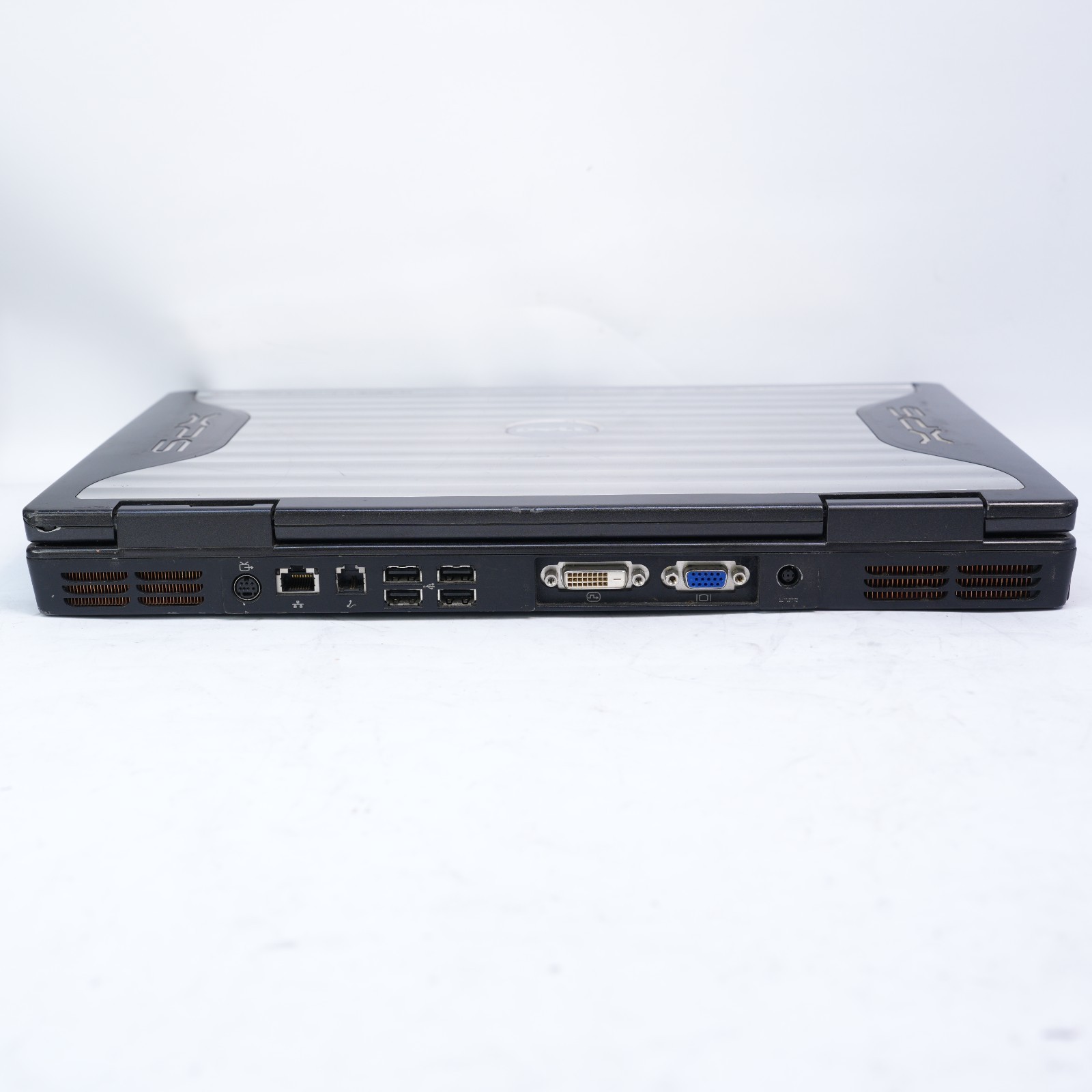 Dell XPS M170 17″ Pentium M, 1 GB RAM, NO HARD DRIVE NVIDIA 7800 T12-D17