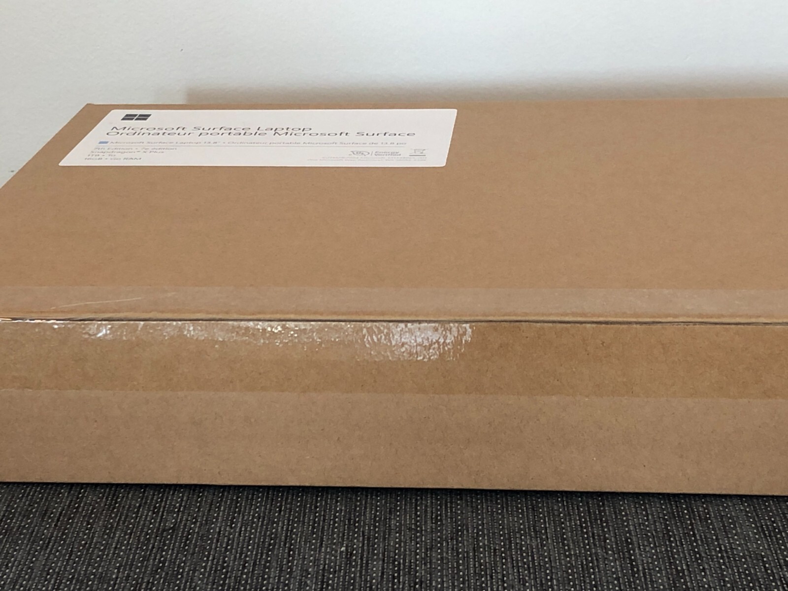 MS Surface EP2-19289 Laptop 13.8″ Snapdragon X Plus Win 11 16GB 1TB NEW