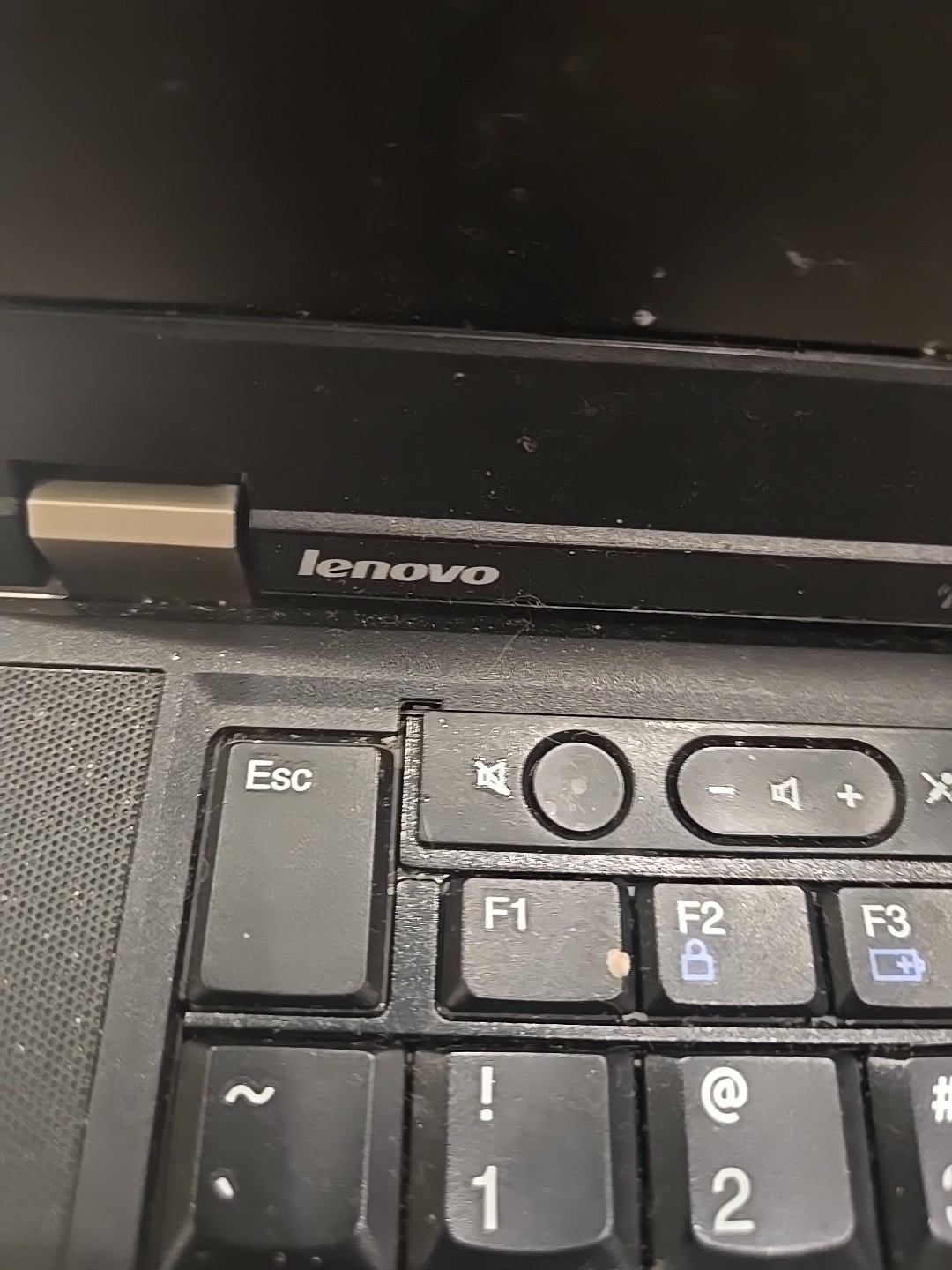 Lenovo ThinkPad T510 Intel Core i5-M520 2.66GHz 4GB Ram 256 GB HDD