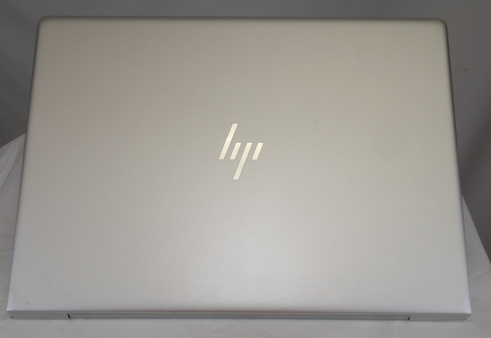 HP EliteBook 745 G6 AMD Ryzen 5 Pro 3500U 2.10GHz 256GB 16GB Silver W11P NO AC