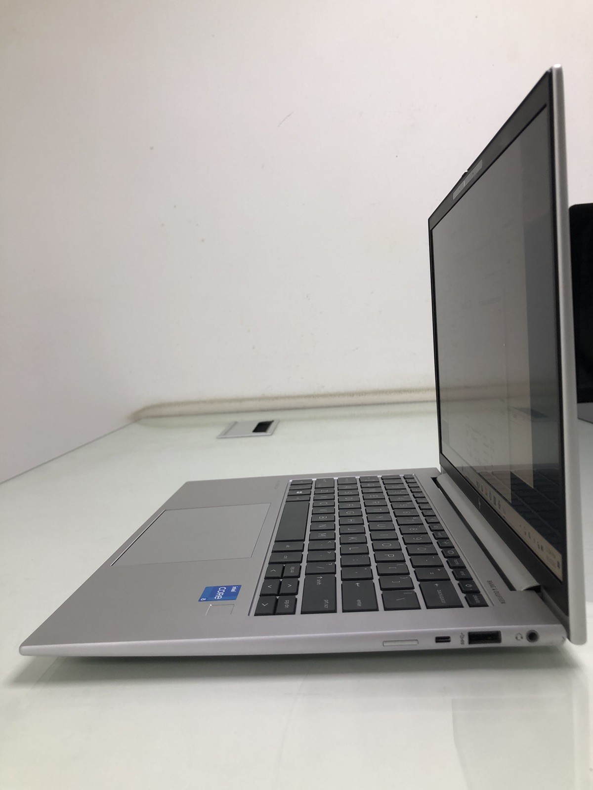 HP EliteBook 840 G10 14″ Laptop i5-13th Gen 16GB RAM 512GB SSD FHD Win 11 Pro