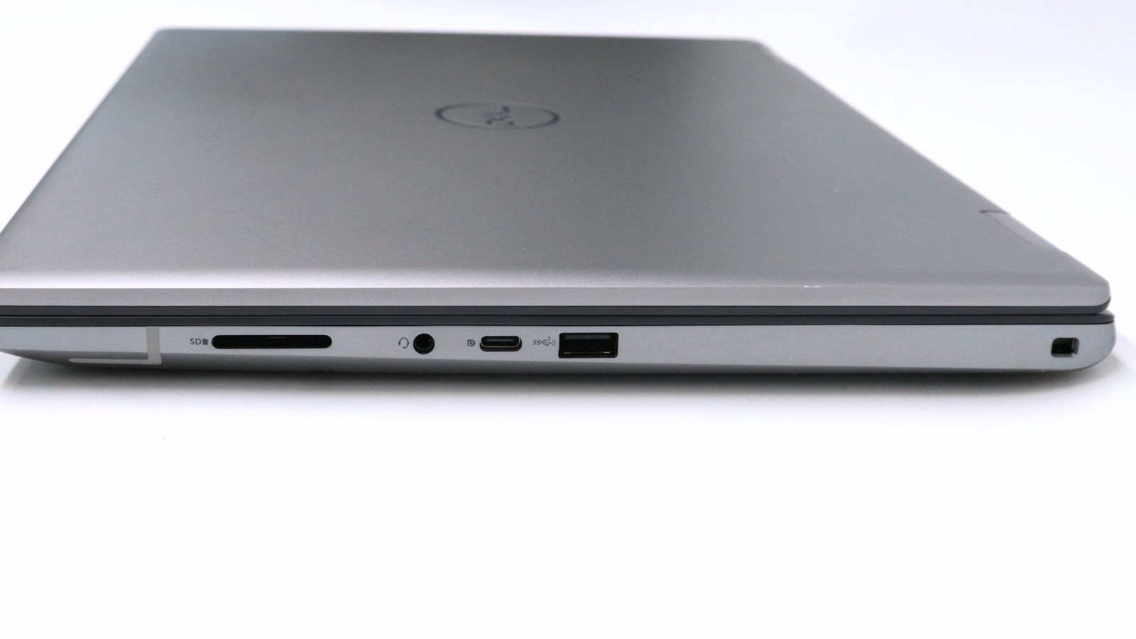 Dell Precision 7670 16″ i7-12850hx 32GB 1TB – Very Good