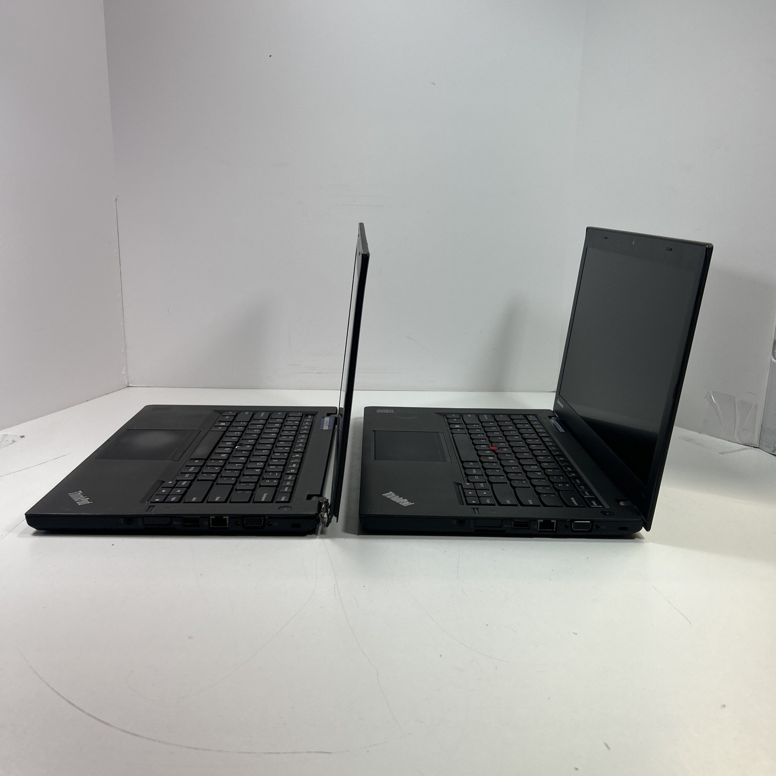 Lot of 2 Lenovo ThinkPad T440 14″ i5-4300U 4GB Internal Ram No SSD/WiFi/OS PARTS