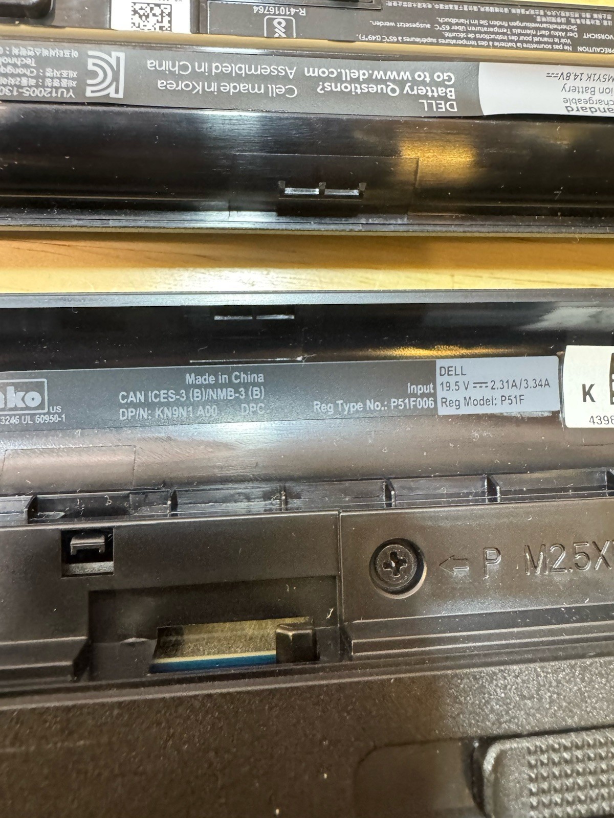 Dell laptop with a 7th Gen Intel Core i3 processor Untested (no Power Supply)