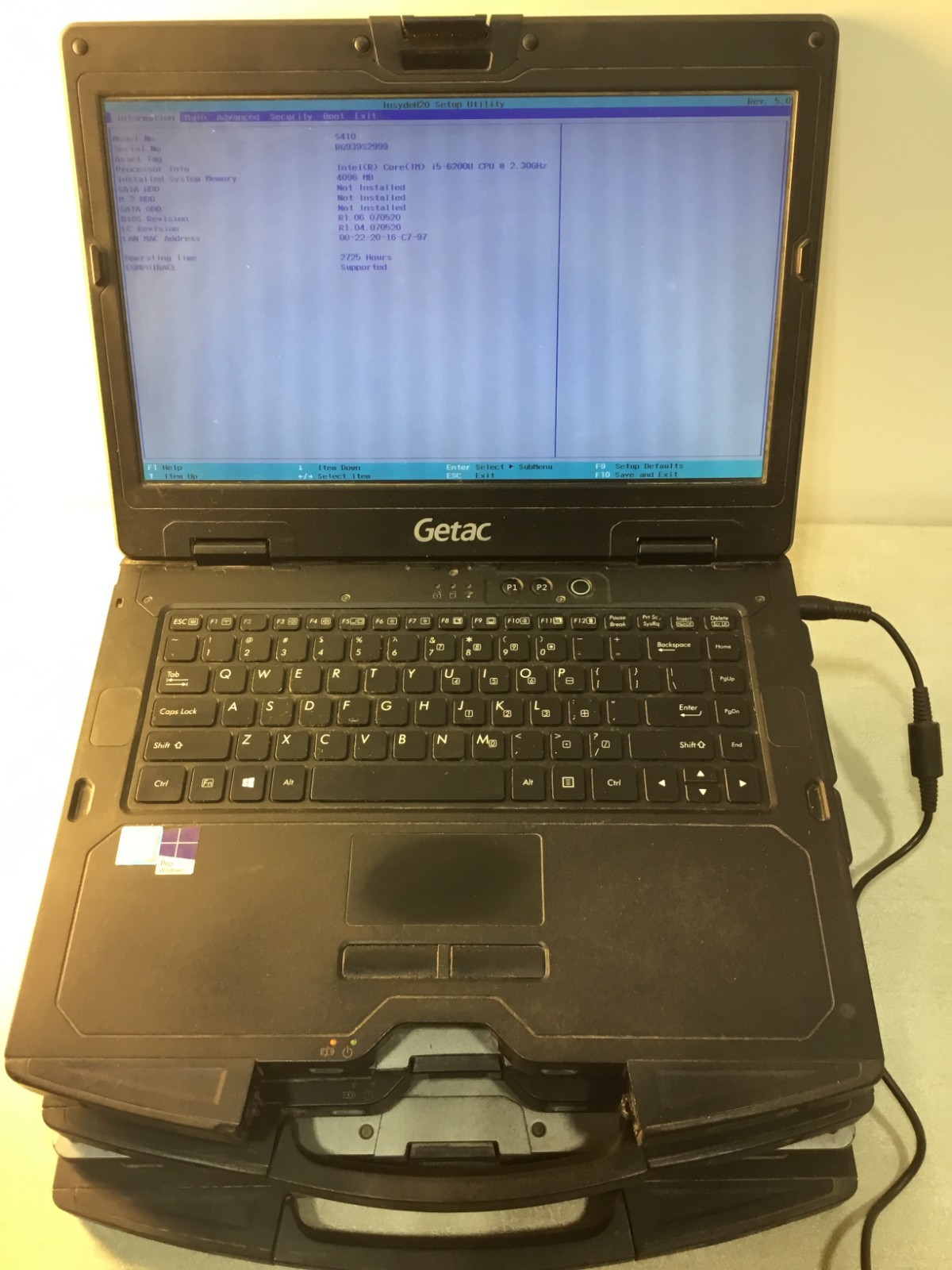 lots of 3.GETAC S410 Laptop i5-6200U.cpu @2.30 GHZ 4GB NO HDD