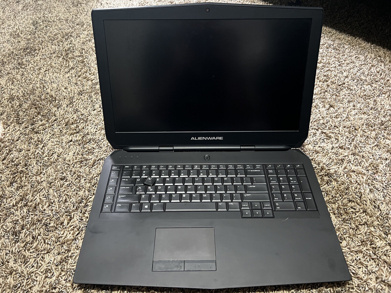 DELL 4K Alienware 15 R2 Intel Core i7-6700HQ 2.60 GHz 1TB 16GB