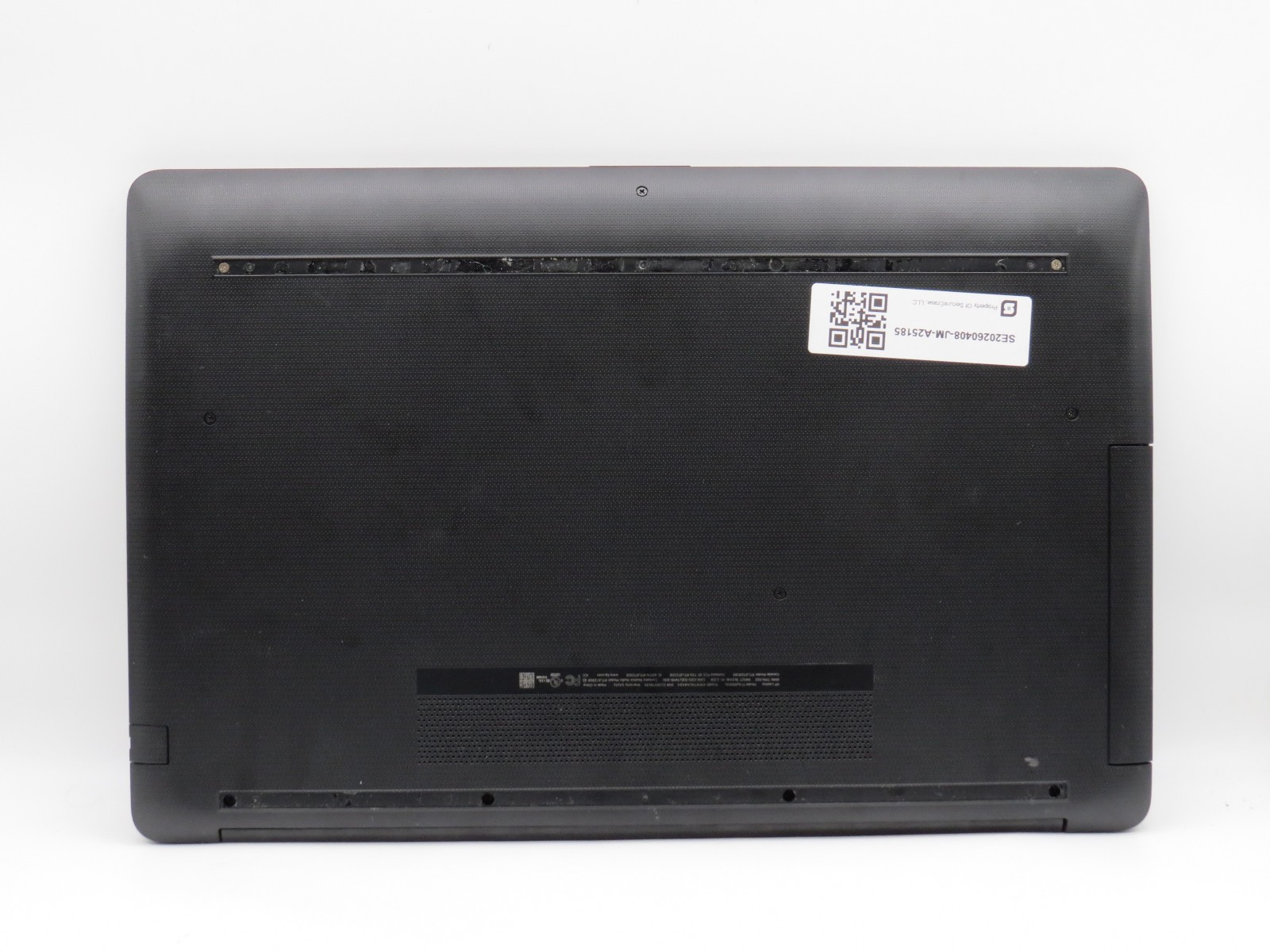 HP 17 TY0021DX i5-7200U @ 2.5GHz 8GB DDR4 256GB SSD 17.3″ No OS