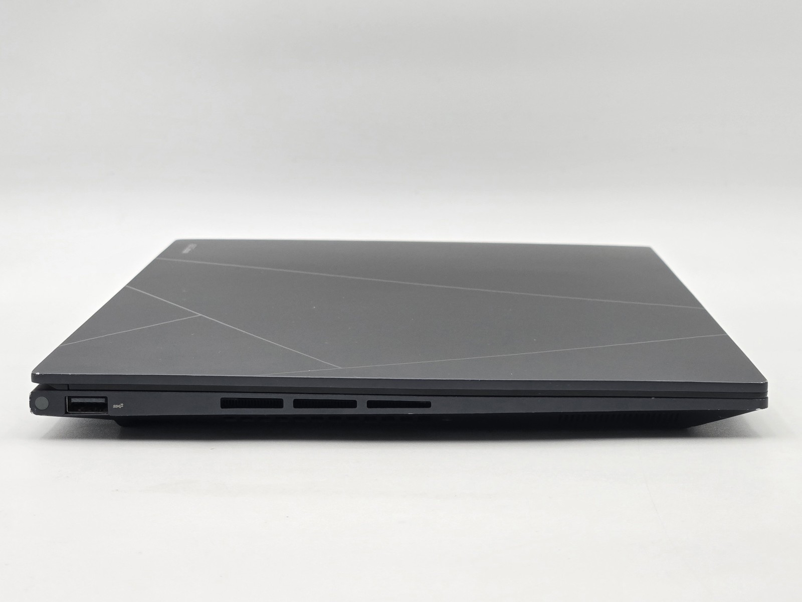 ASUS Zenbook 14X OLED UX3404 14.5″ 2.8K Touch i5-13500H 8GB 512GB SSD Win 11