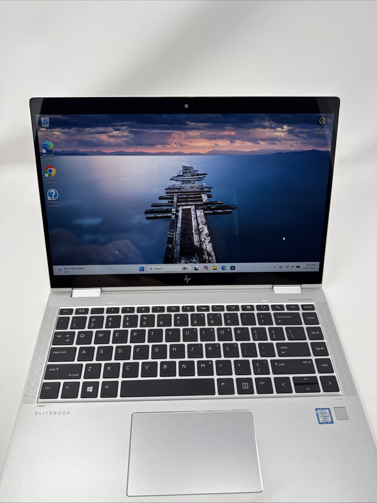 HP EliteBook x360 1040 G6 (Intel Core i5 8th Gen @ 1.60GHz, 8GB RAM, 256GB SSD)