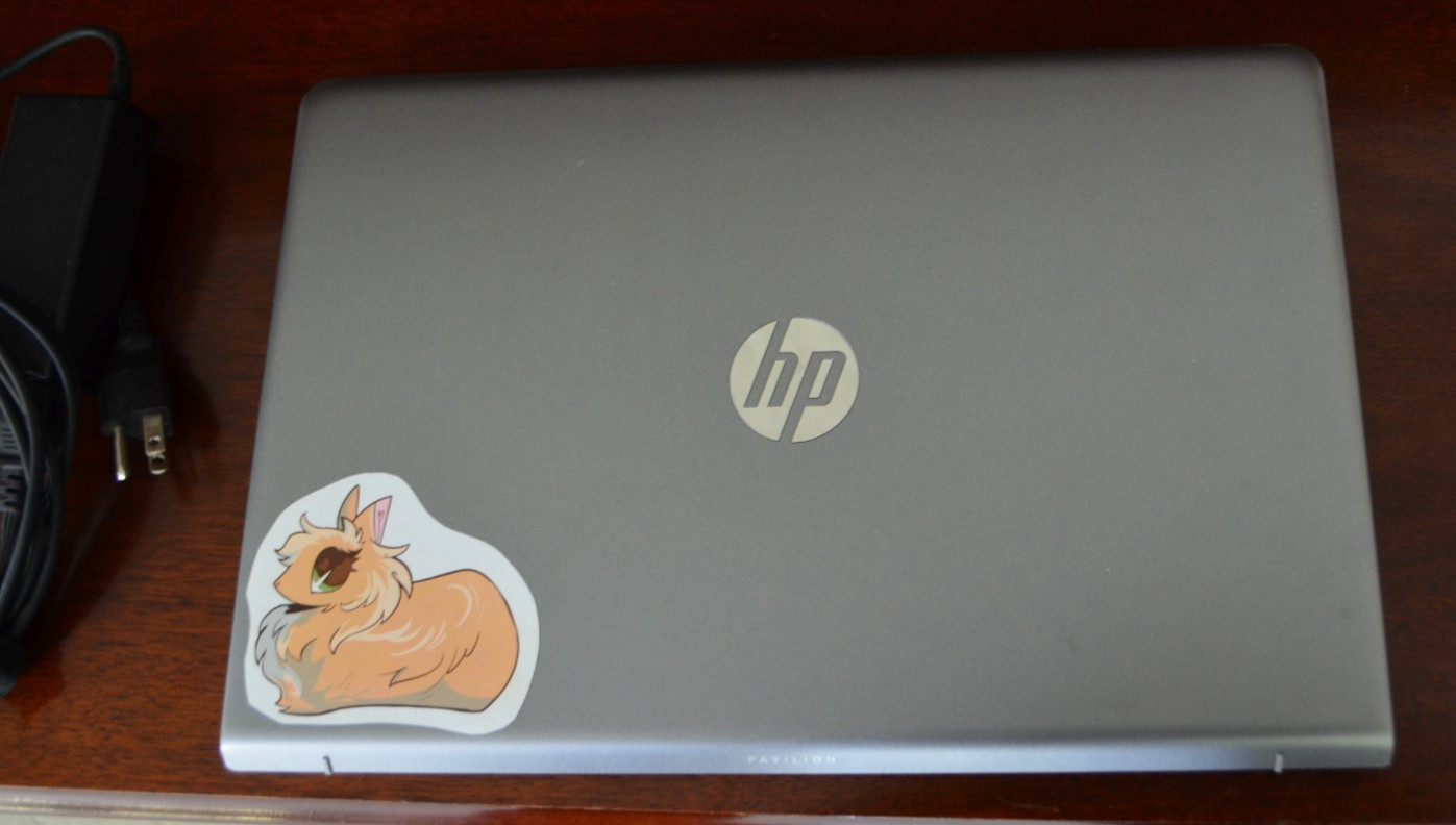 HP Pavilion 15-cc1xx Laptop 12Gb ram, 1TB, Intel Core i5 8250U with HP charger
