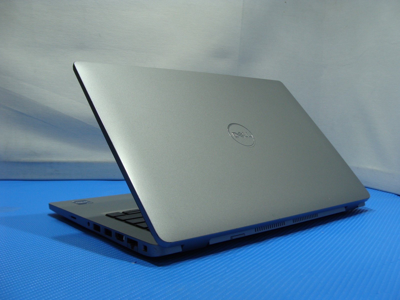 Dell Latitude 5430 14″ FHD i5-1235U 1.3GHz 4G LTE 16GB 256GB SSD W11P +PA