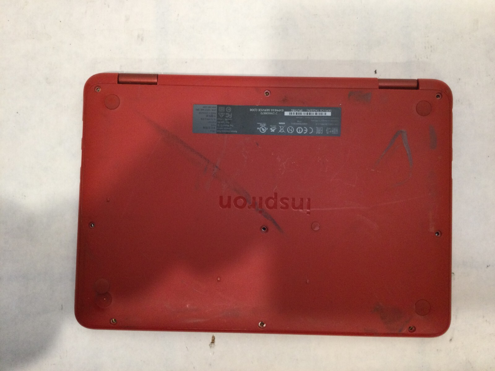 Dell Inspiron 11 3168 11.6” / Intel Pentium /(DOES NOT POWER ON/MISSING PARTS)MR