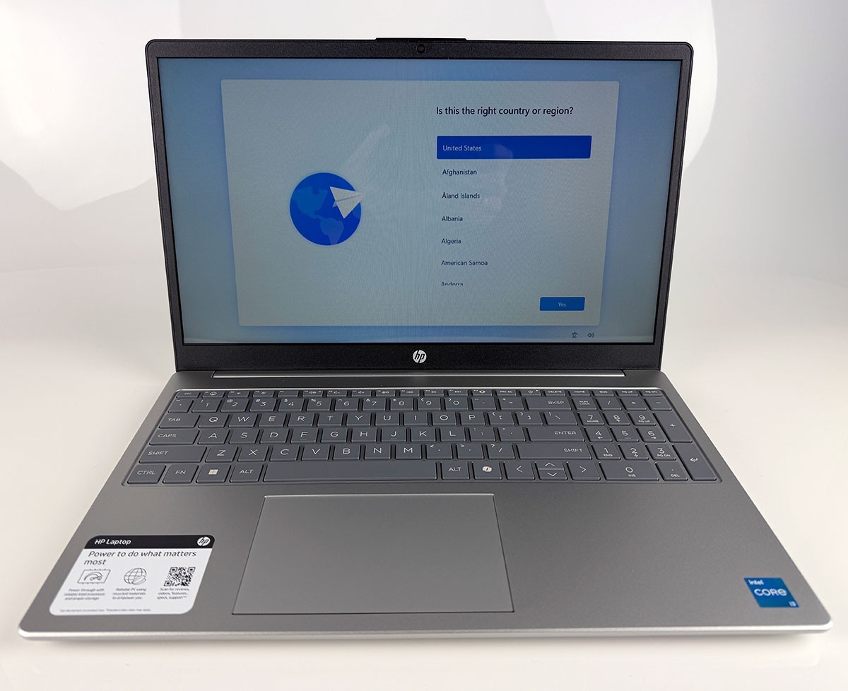 HP 15-fd0123dx, i3-1315U, 8GB, 256B SSD 15.6″ W11H Laptop – Used, Working