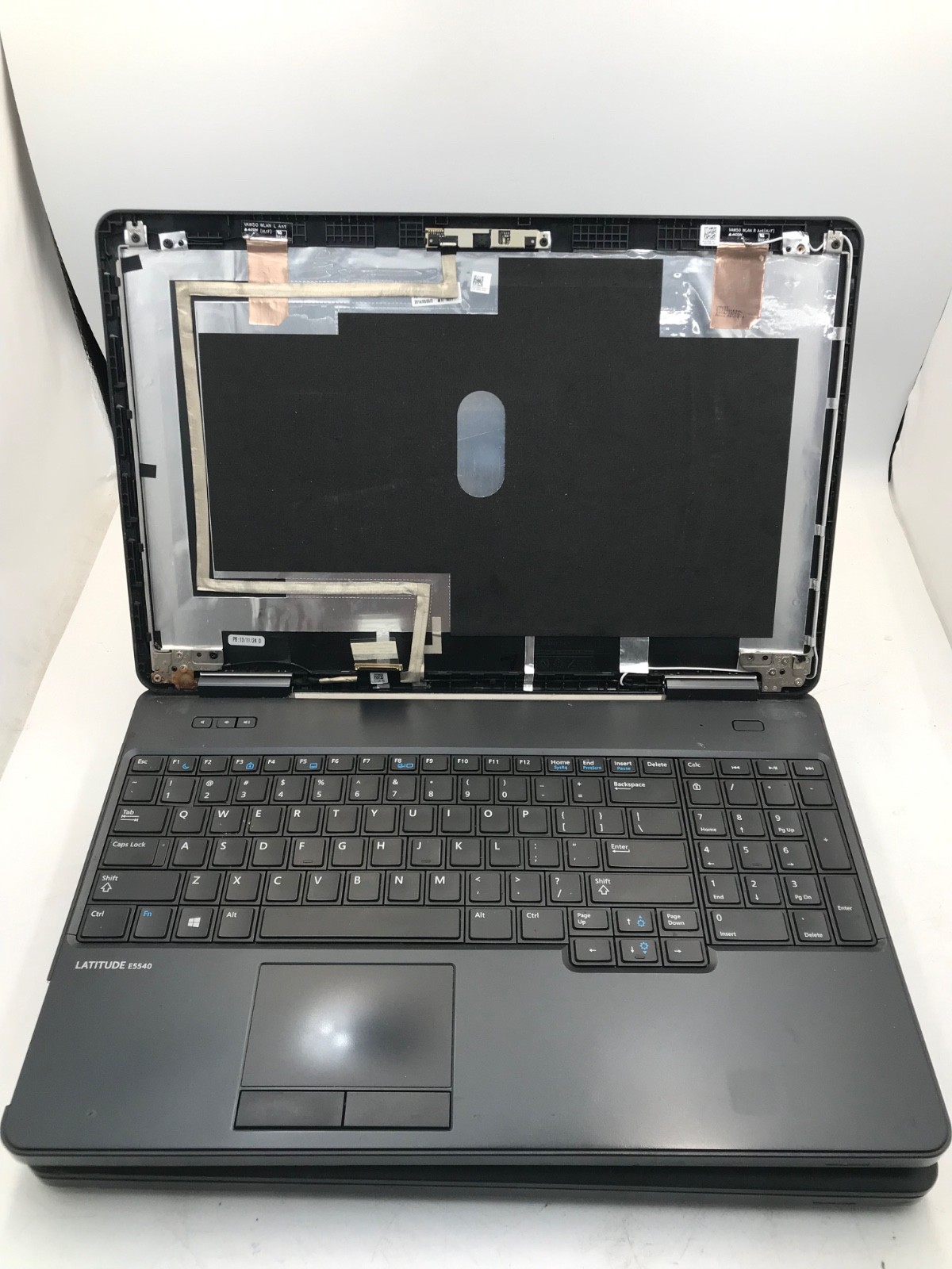 Lot of 3 Dell Latitude E5540 Intel Core i5-4200U 15″ – MISSING DISPLAYS – MZ