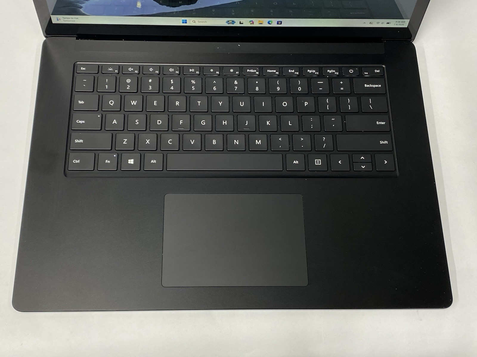 Microsoft Surface Laptop 3 – Grade A – Touch – i7-1065g7 – 32GB – 1TBSSD – W11P