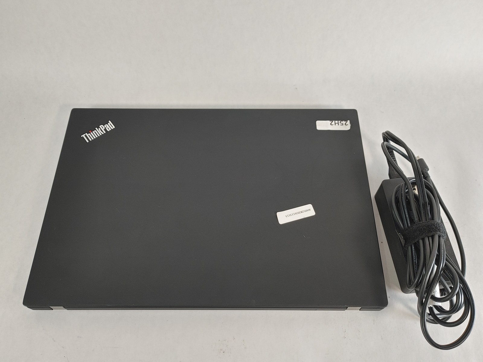 Lenovo ThinkPad T14 Gen 2 Core i7-1165G7 2.80 GHz 32 GB DDR4 512 GB NVMe Windows