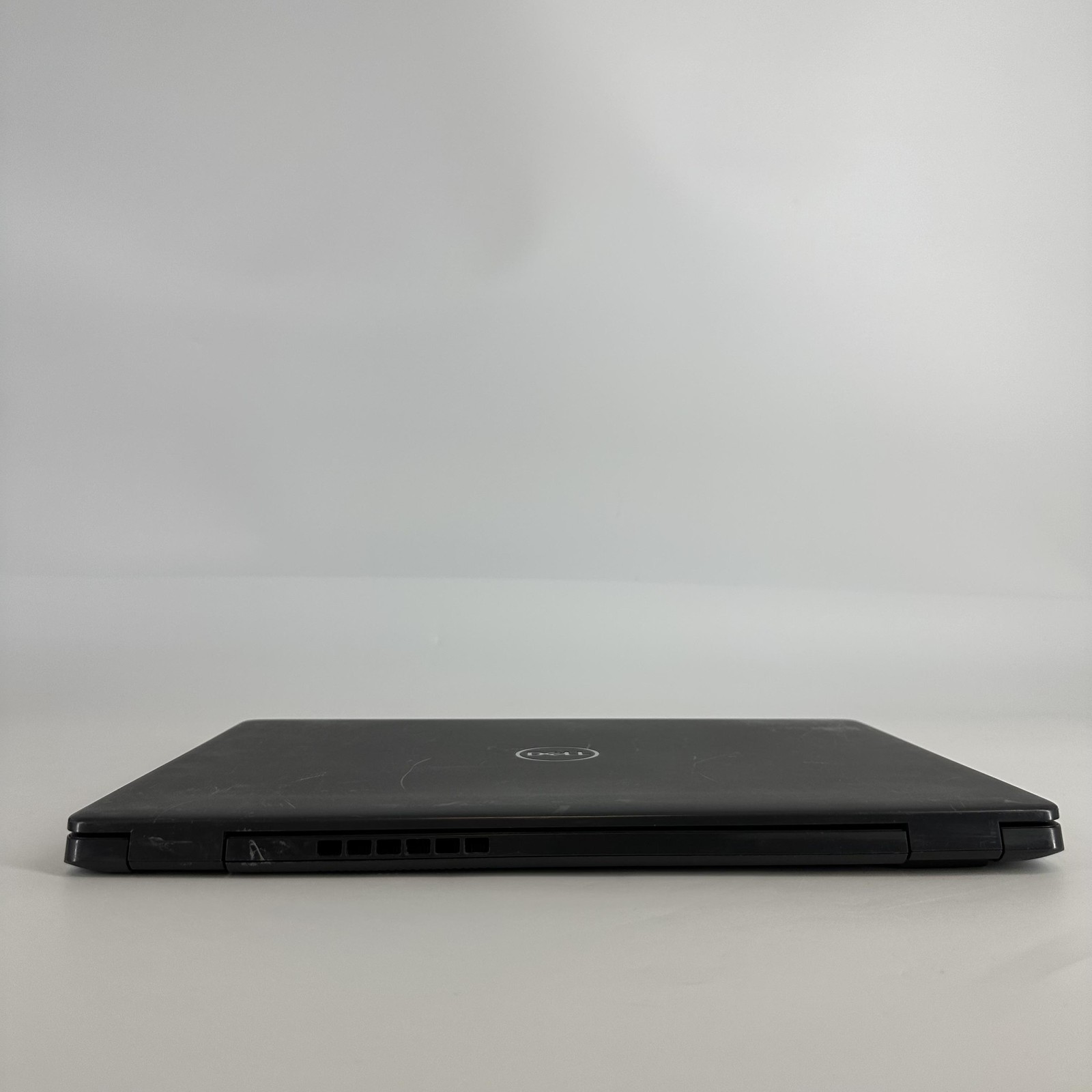 Dell Latitude 3510 15.6 Gray FHD i7-10510U 1.80GHz 16GB 256GB SSD Good