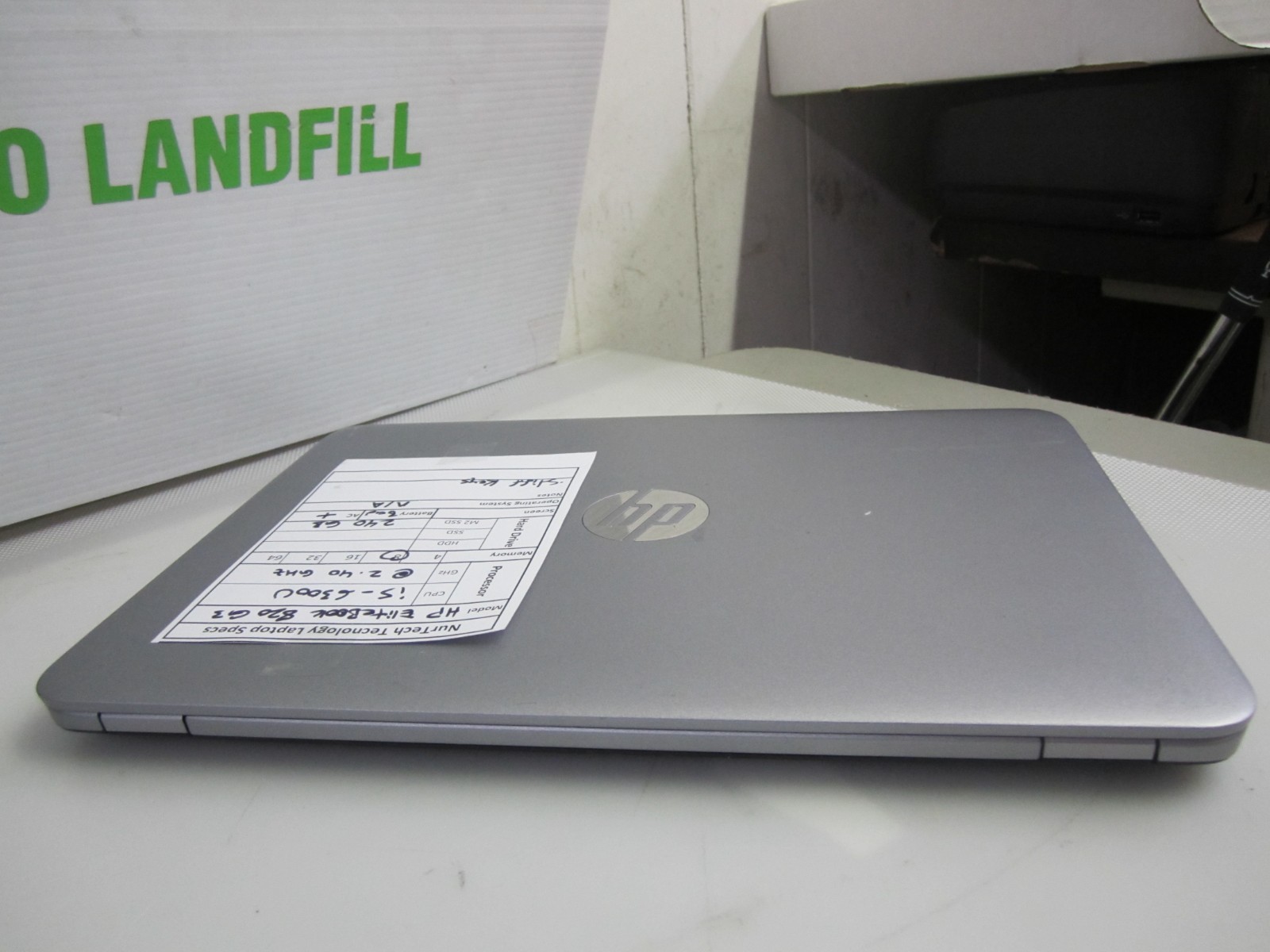 HP EliteBook 820 G2 i5 6300U 8GB 2.40GHZ 240GB M2SSD NO OS STIFF KEYS BAD BTRY